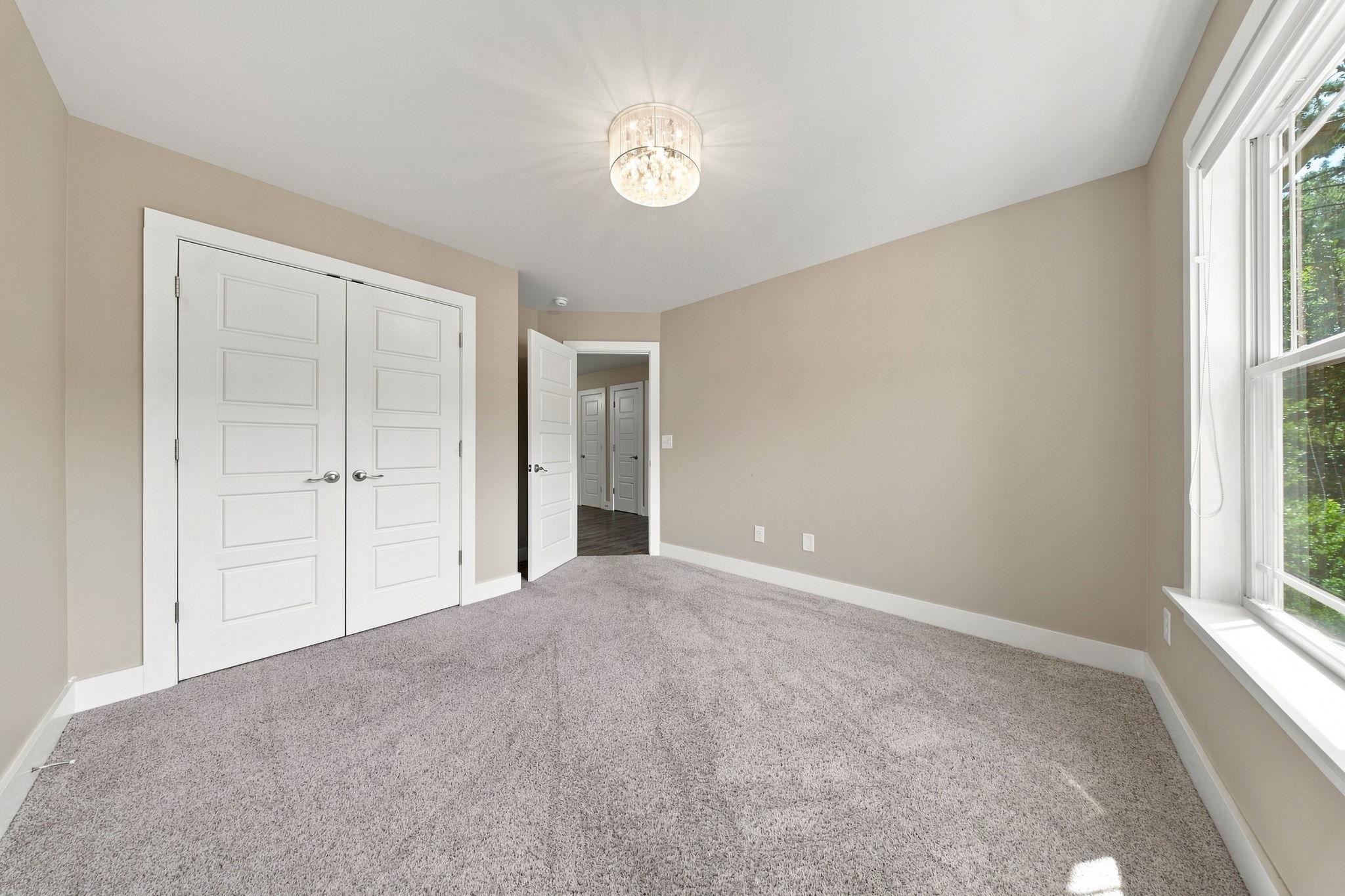 527 S Fredrick Way Property Photo 21