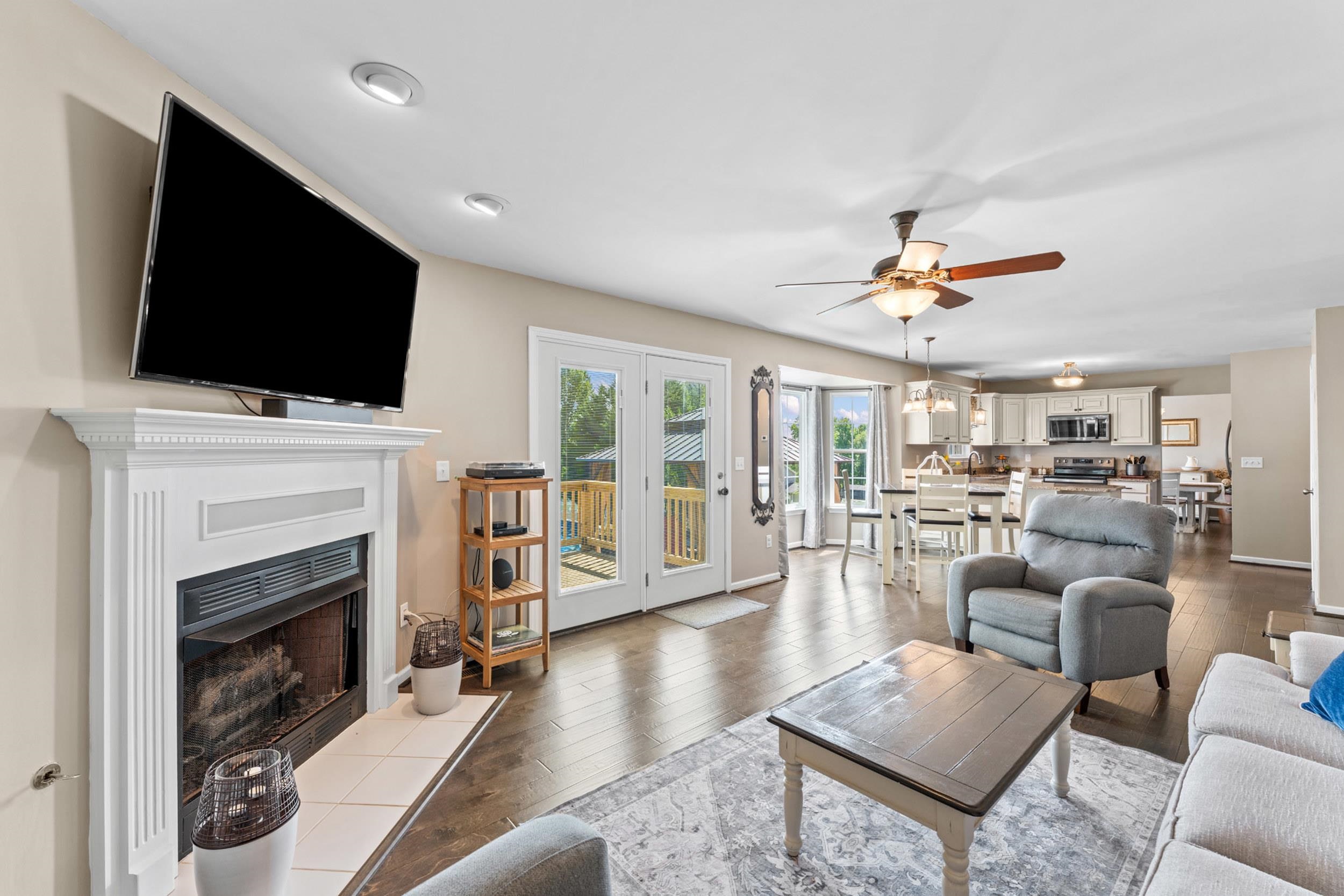 705 Canton Court Property Photo 13