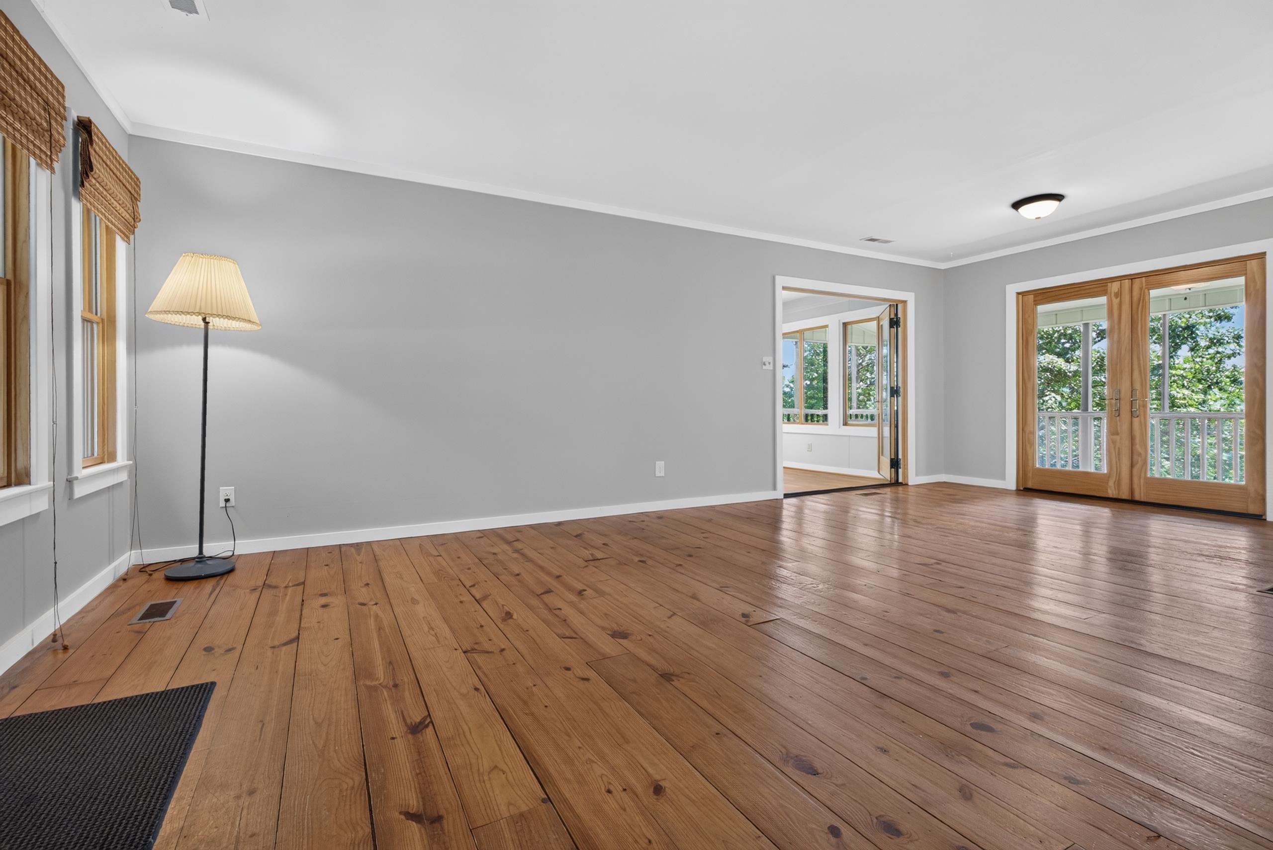 187 Caledonia Rd Property Photo 11