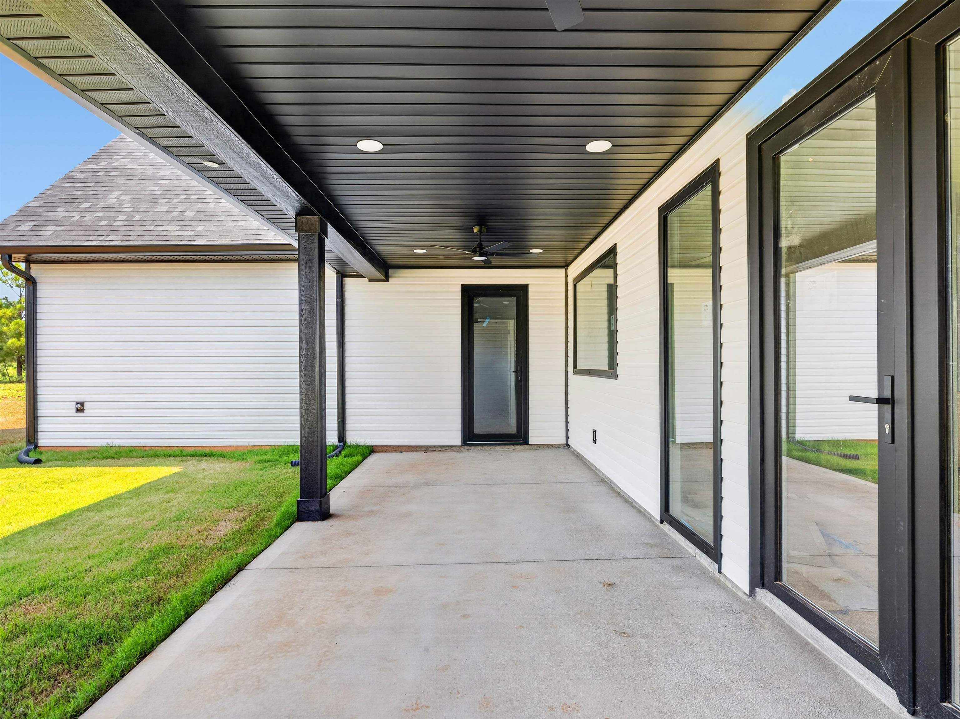 1082 John Dodd Rd Road Property Photo 28