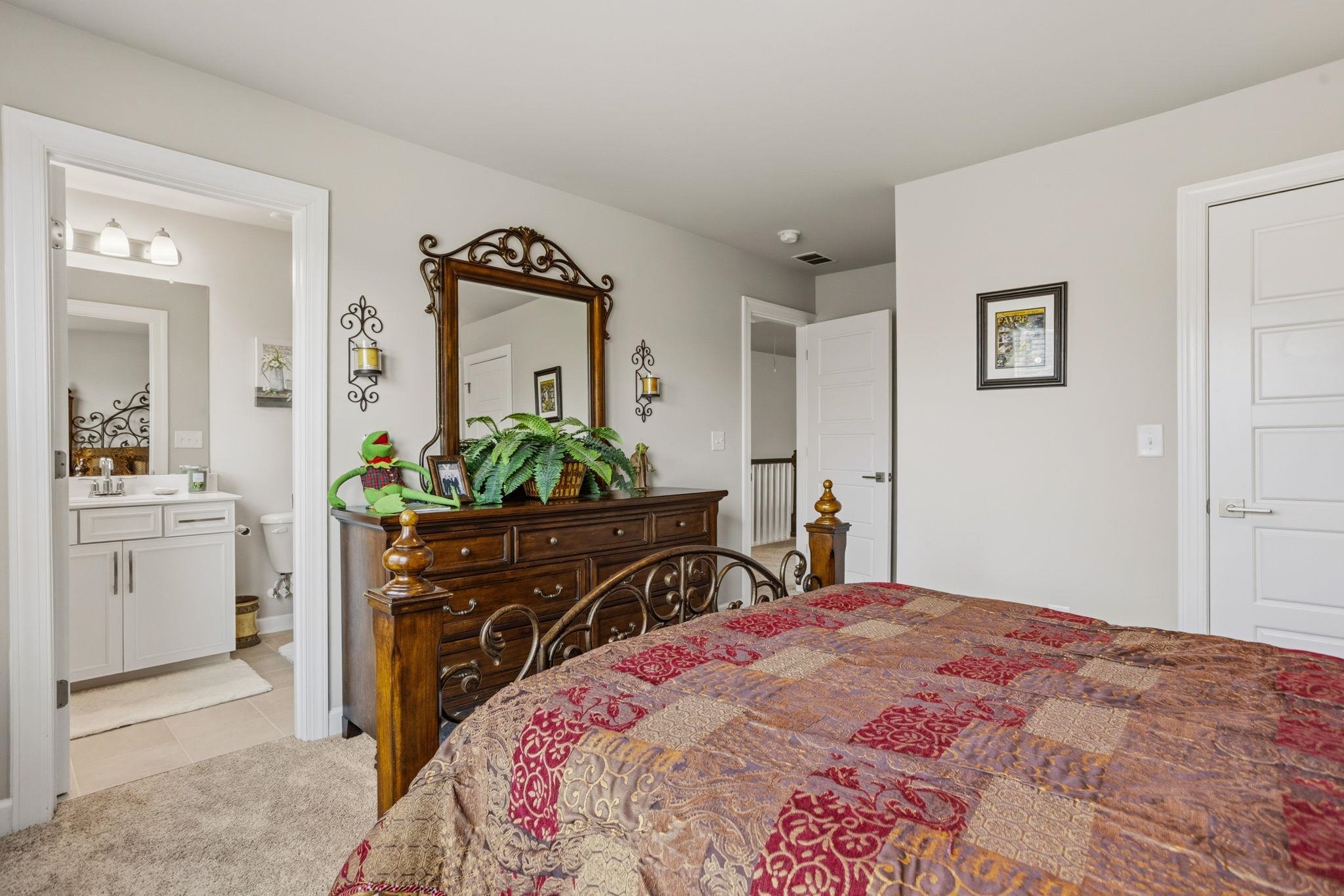 927 Whitemarsh Avenue Property Photo 22