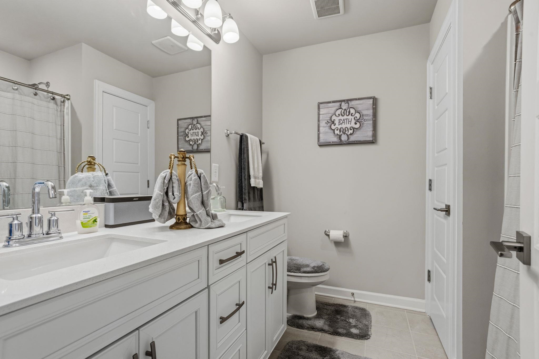 927 Whitemarsh Avenue Property Photo 26
