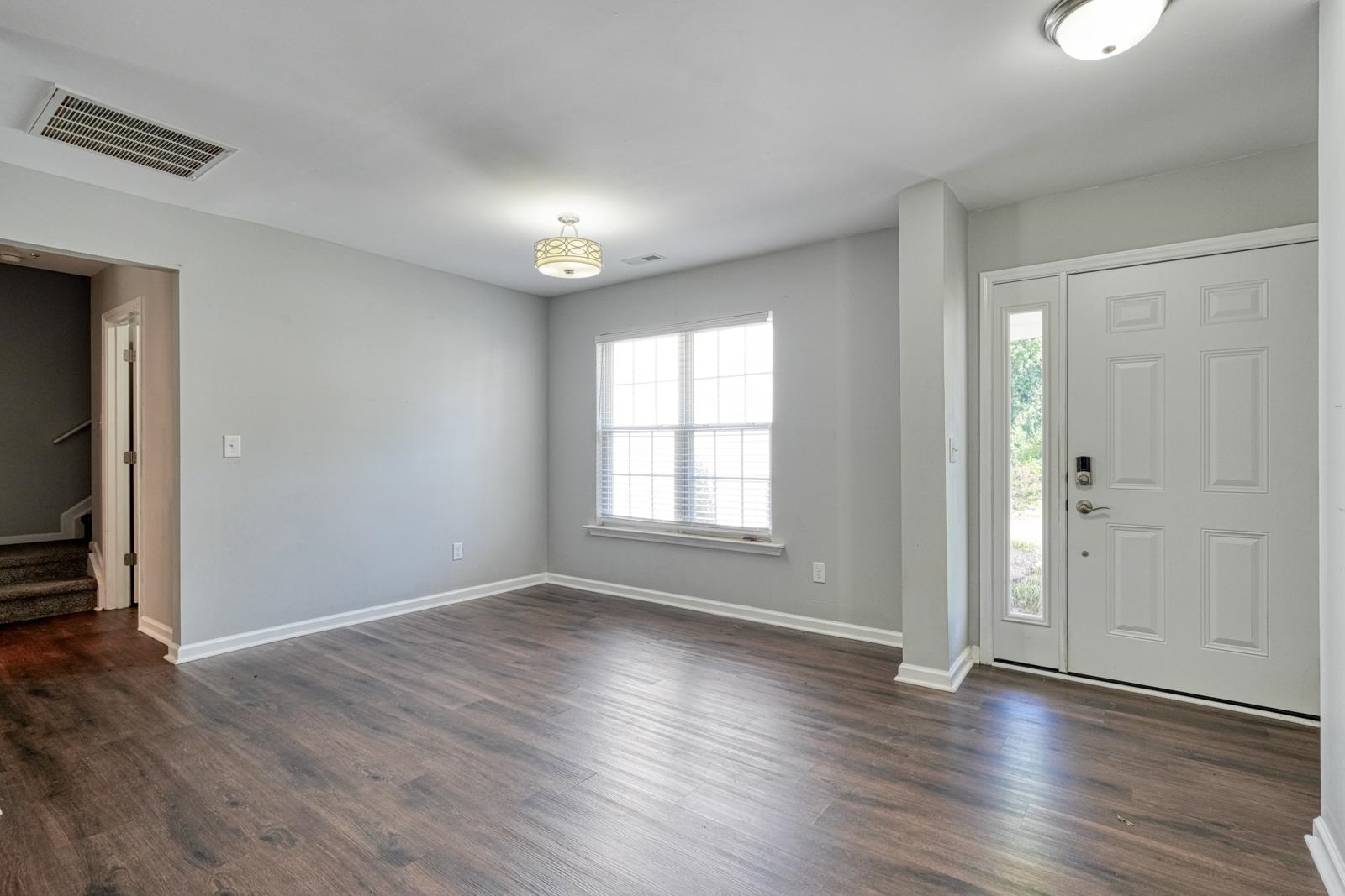 713 Bent Hollow Court Property Photo 5