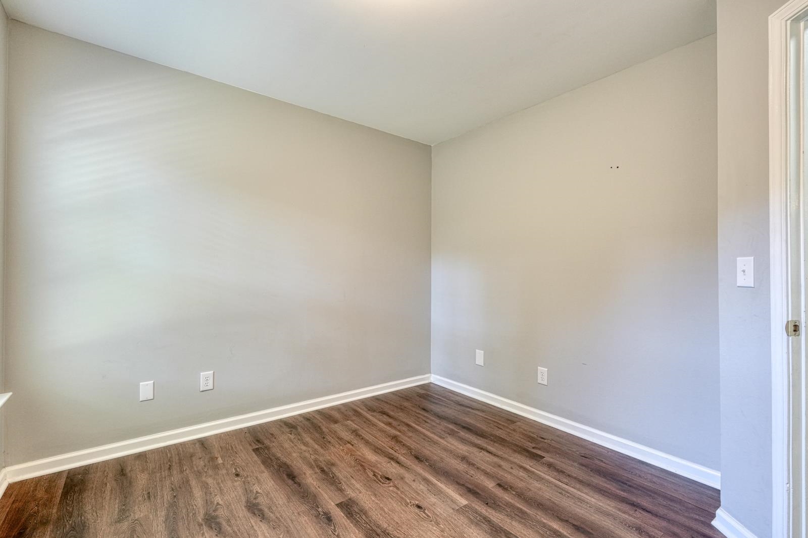 713 Bent Hollow Court Property Photo 22
