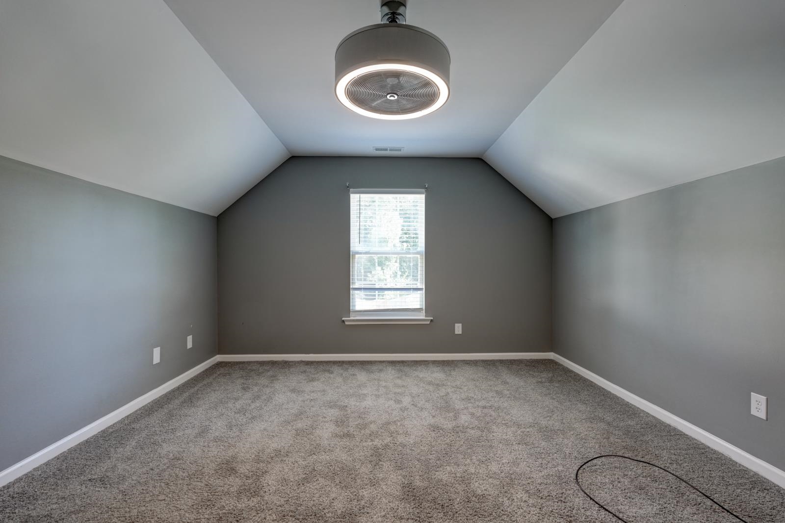 713 Bent Hollow Court Property Photo 26