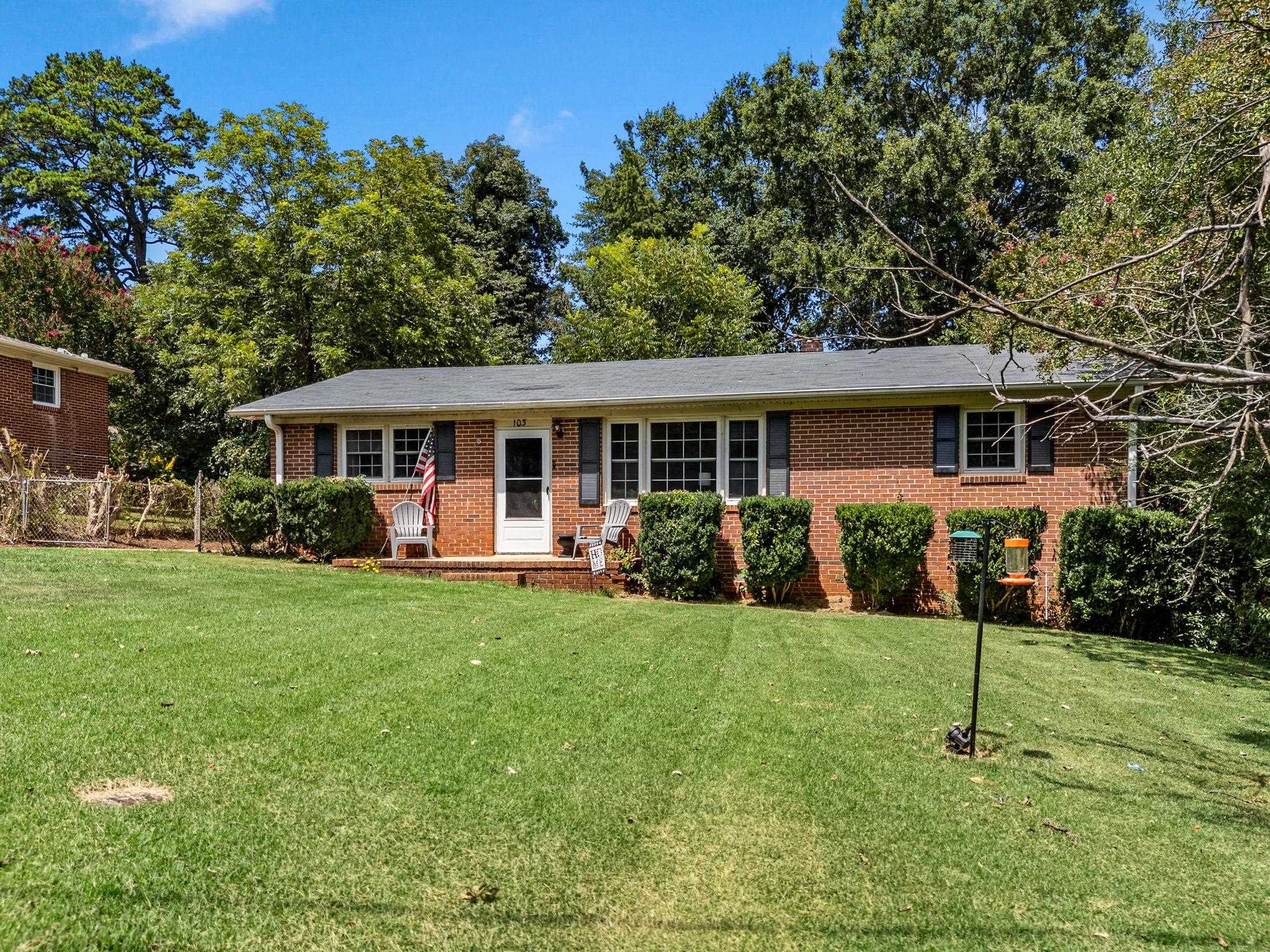 103 Sharon Drive Property Photo 3