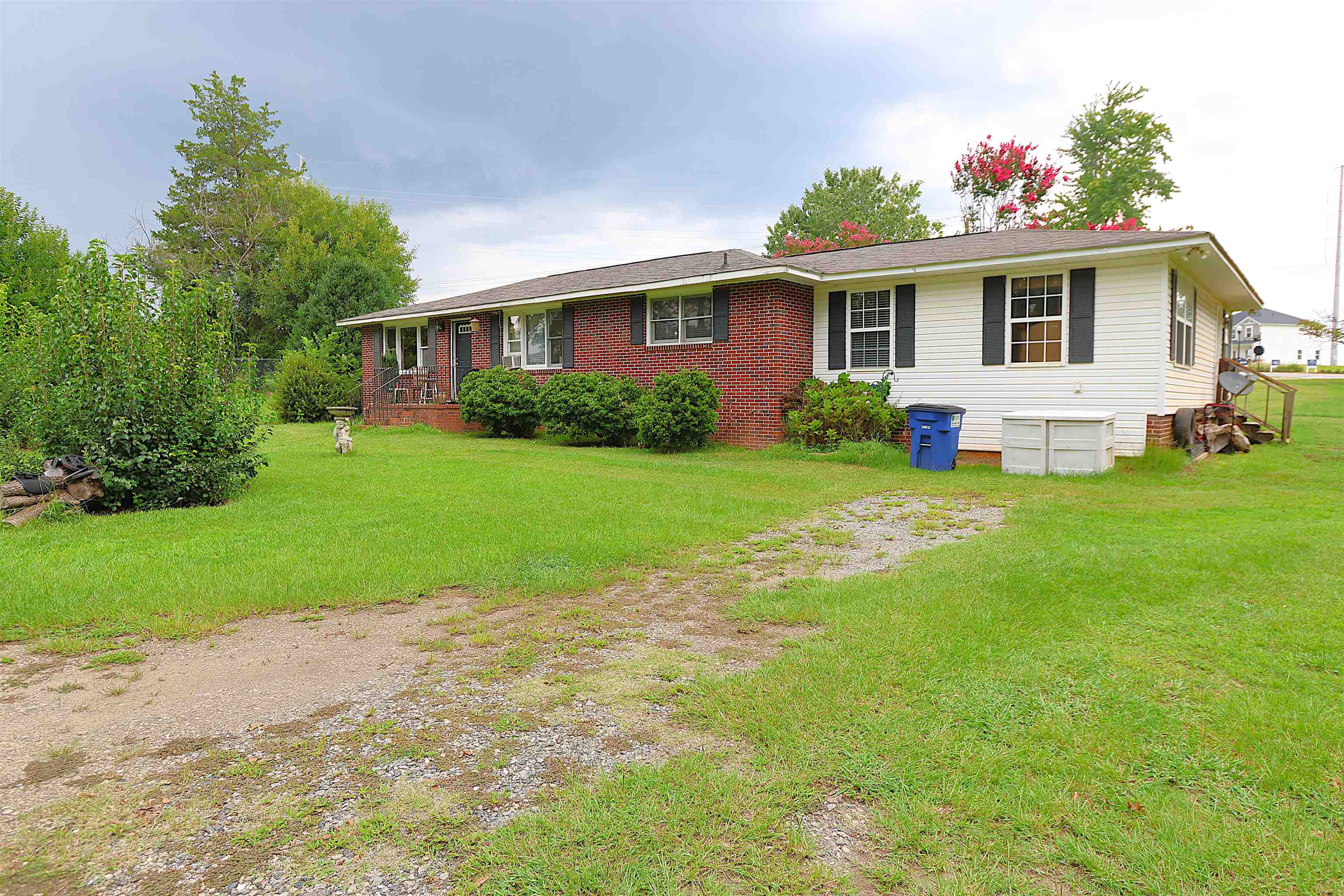 1317 Main Street Property Photo 7