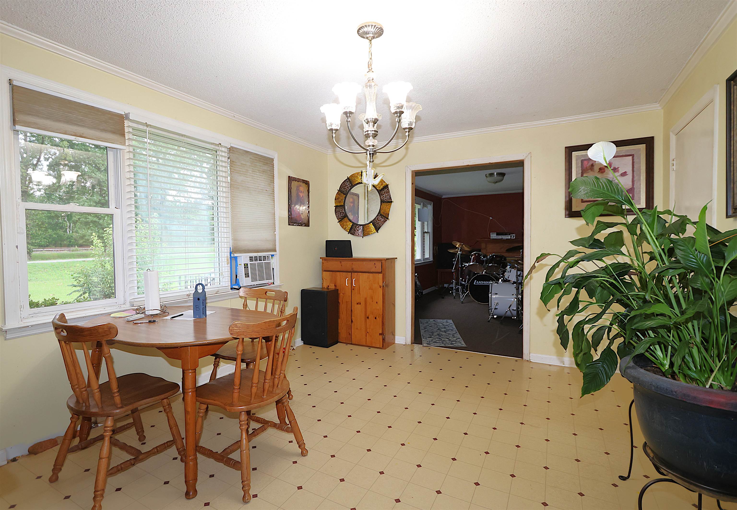 1317 Main Street Property Photo 14