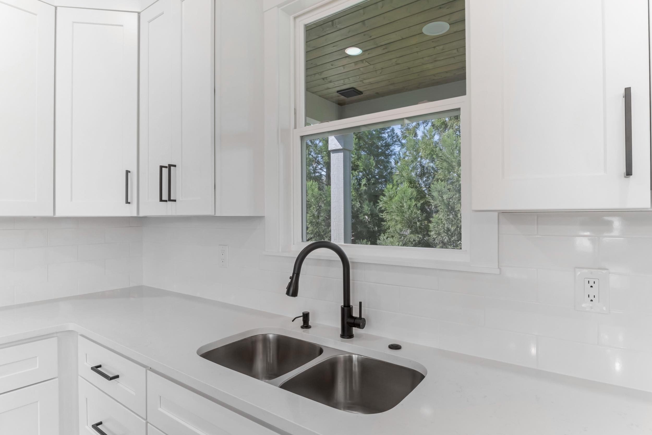 247 Tuscan Ridge Trail Property Photo 12