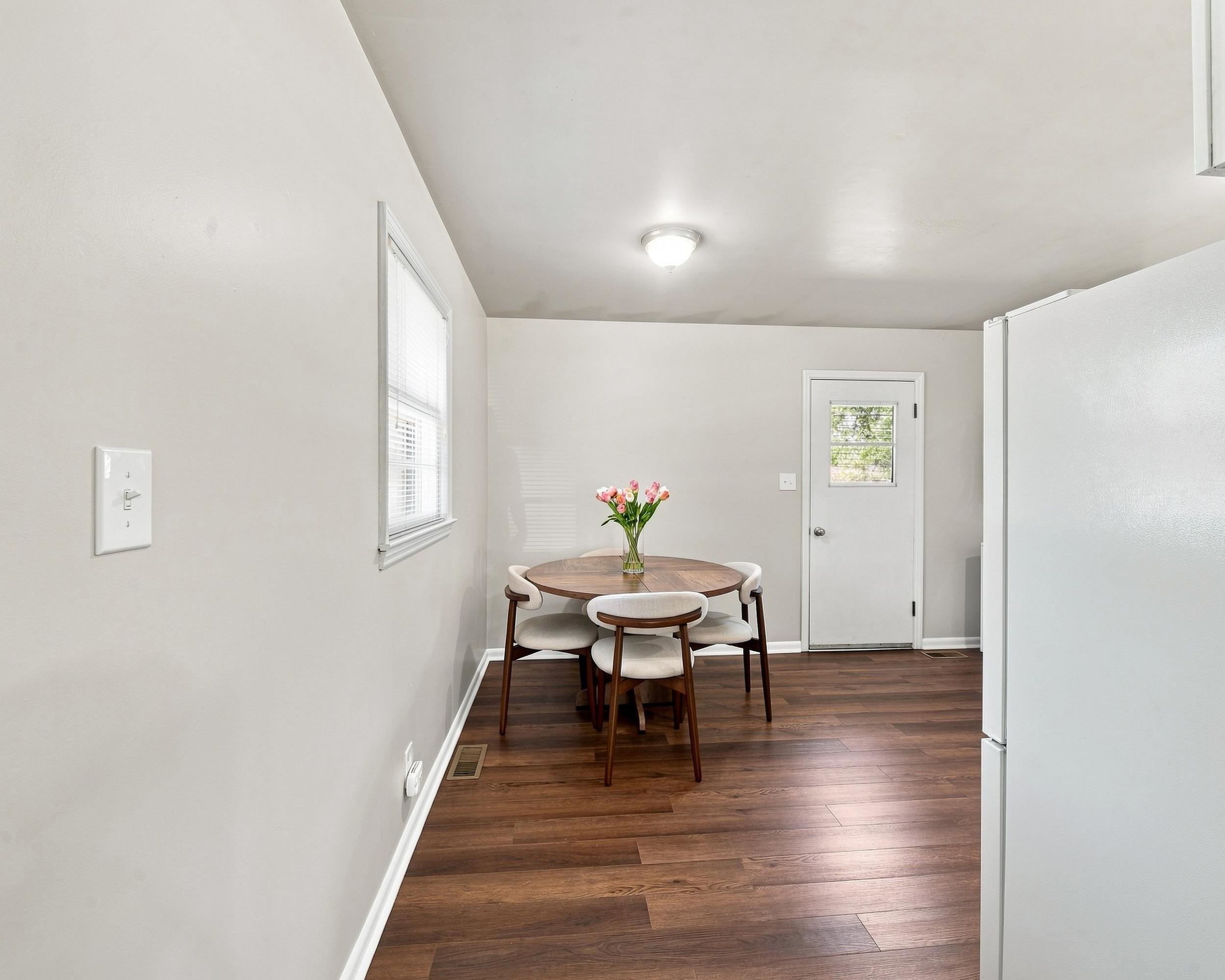 104 Tower Drive Property Photo 8