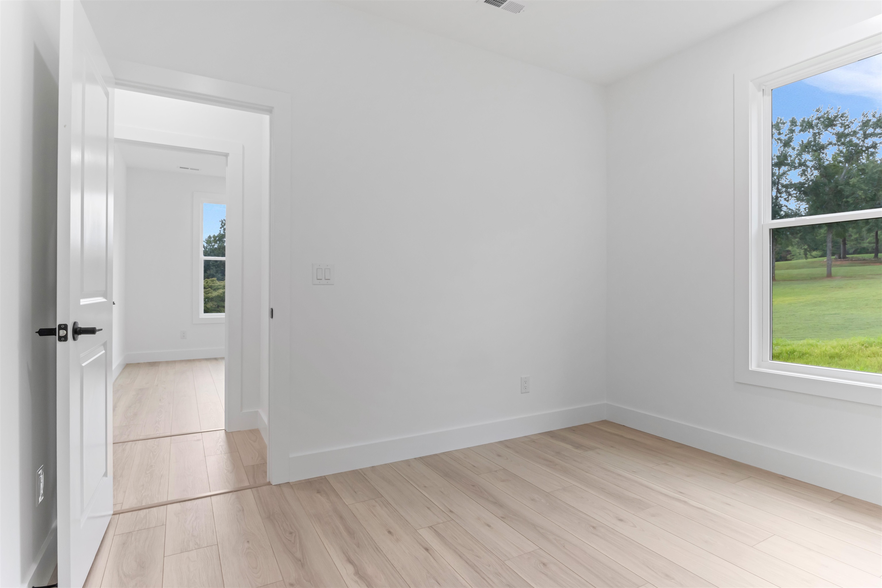169 Lakeshore Drive Property Photo 28