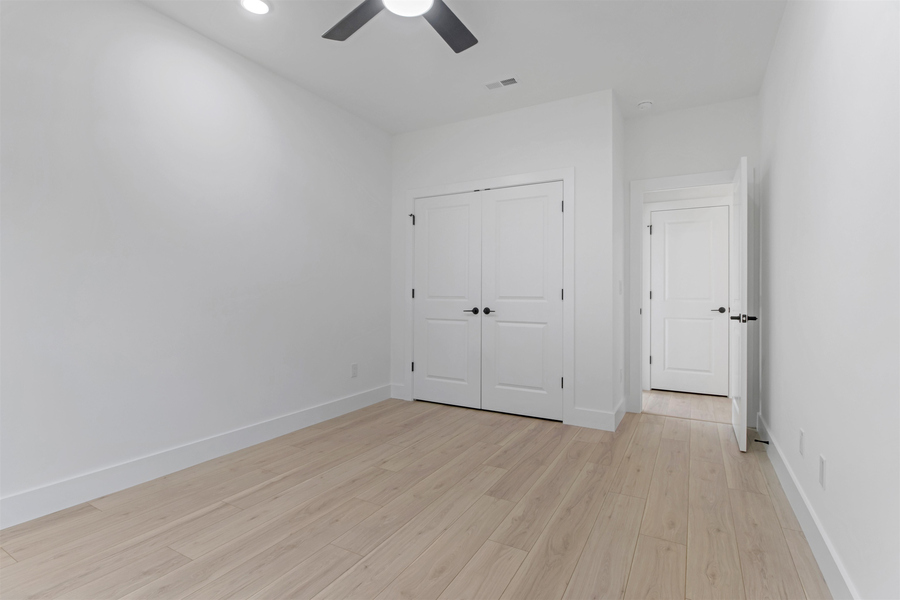 169 Lakeshore Drive Property Photo 31