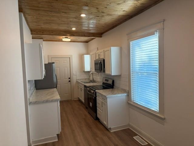 482 Kingston Property Photo 21