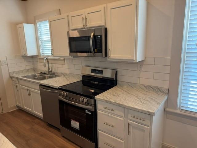 482 Kingston Property Photo 25