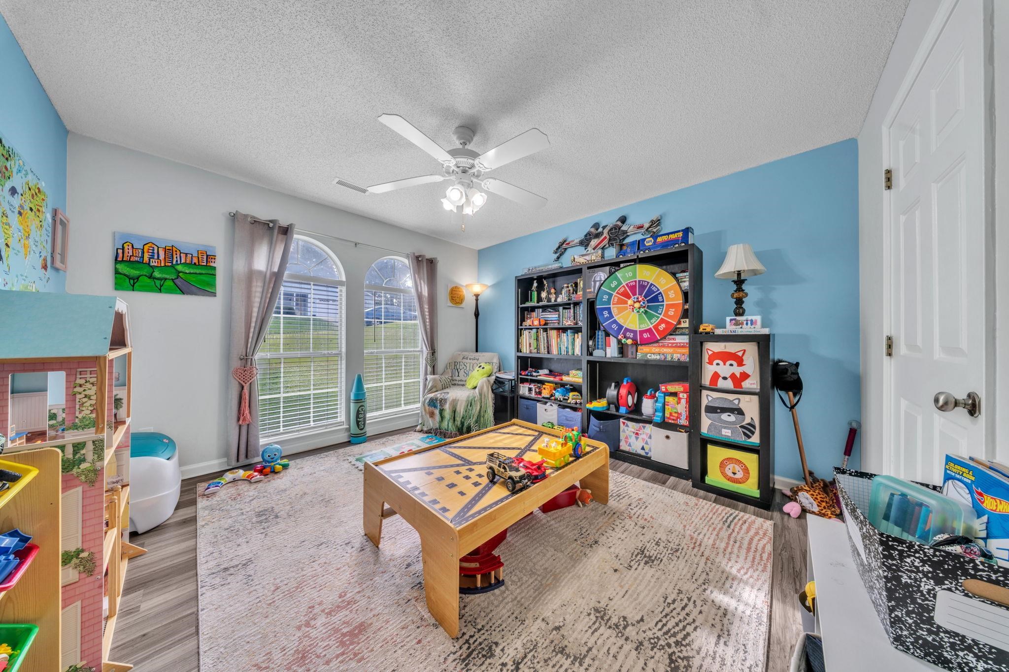 411 Hill Lane Property Photo 11