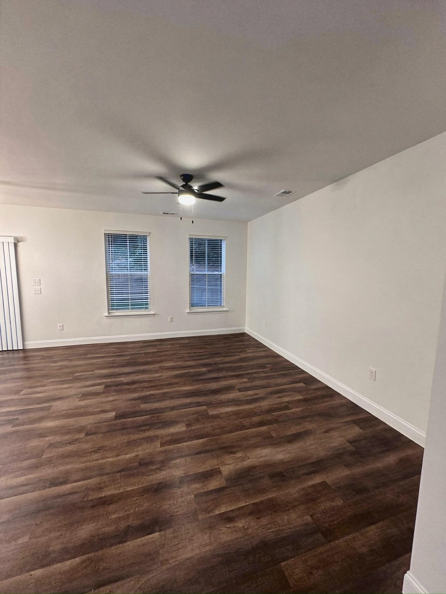 734 S Bomar Property Photo 7