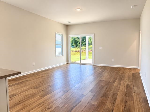 12192 Lansbury Drive Property Photo 7