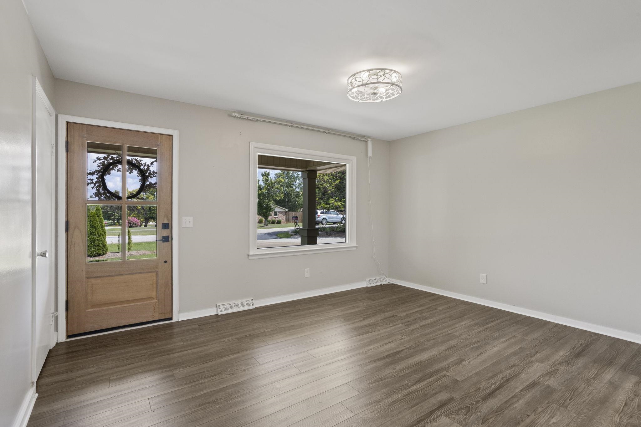 137 Northview Street Property Photo 5