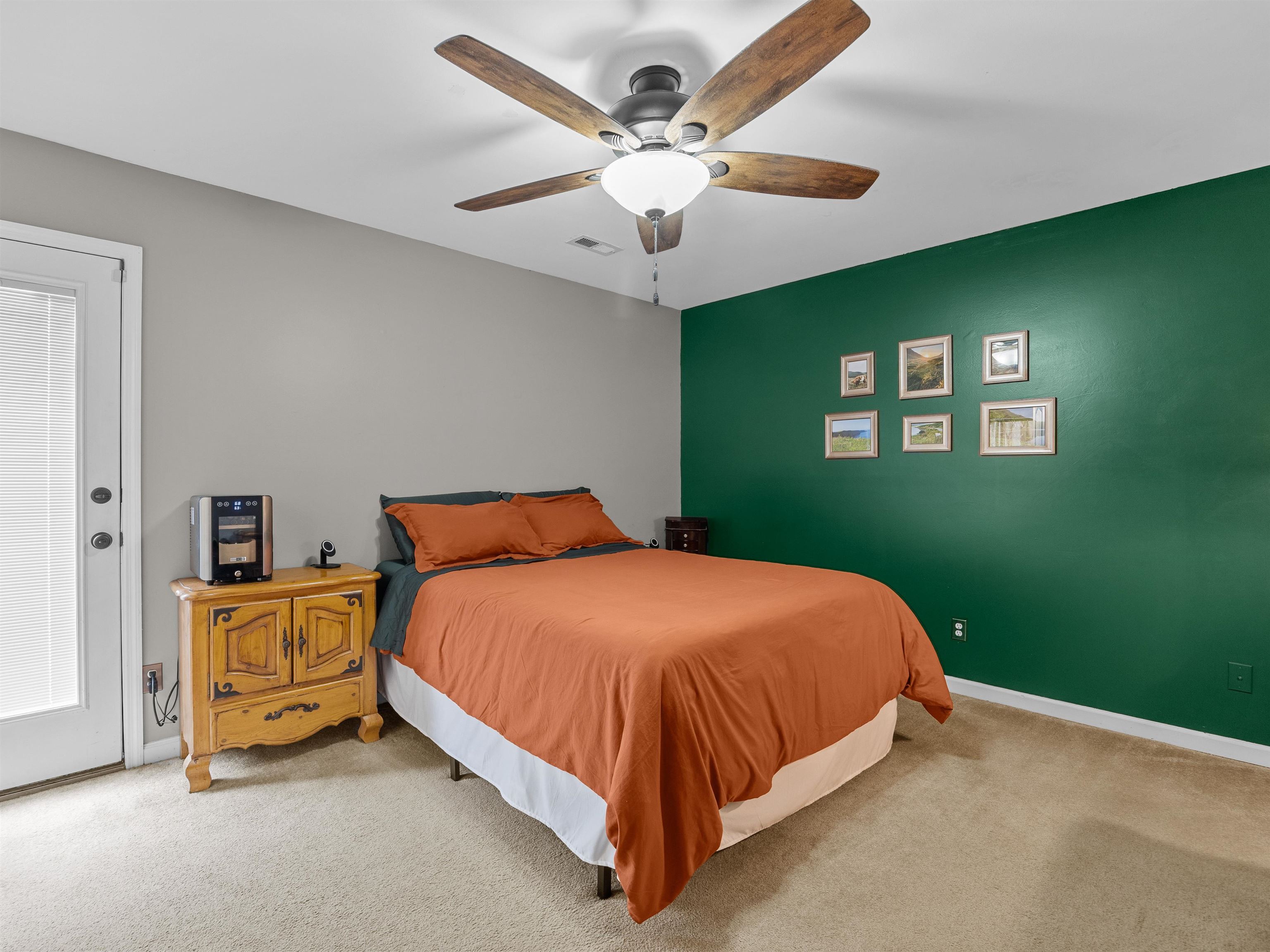 175 Poplar Creek Drive Property Photo 13