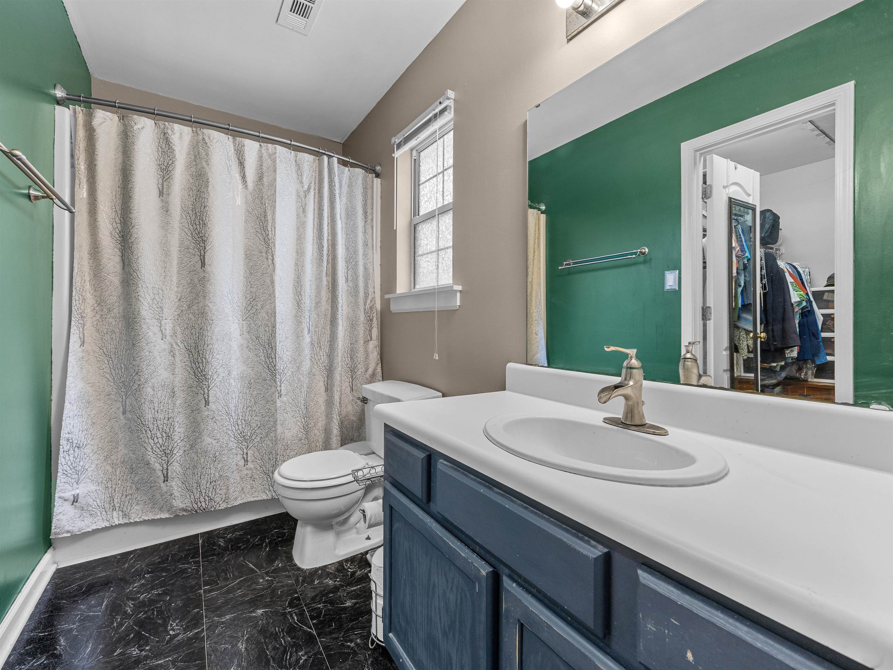 175 Poplar Creek Drive Property Photo 16