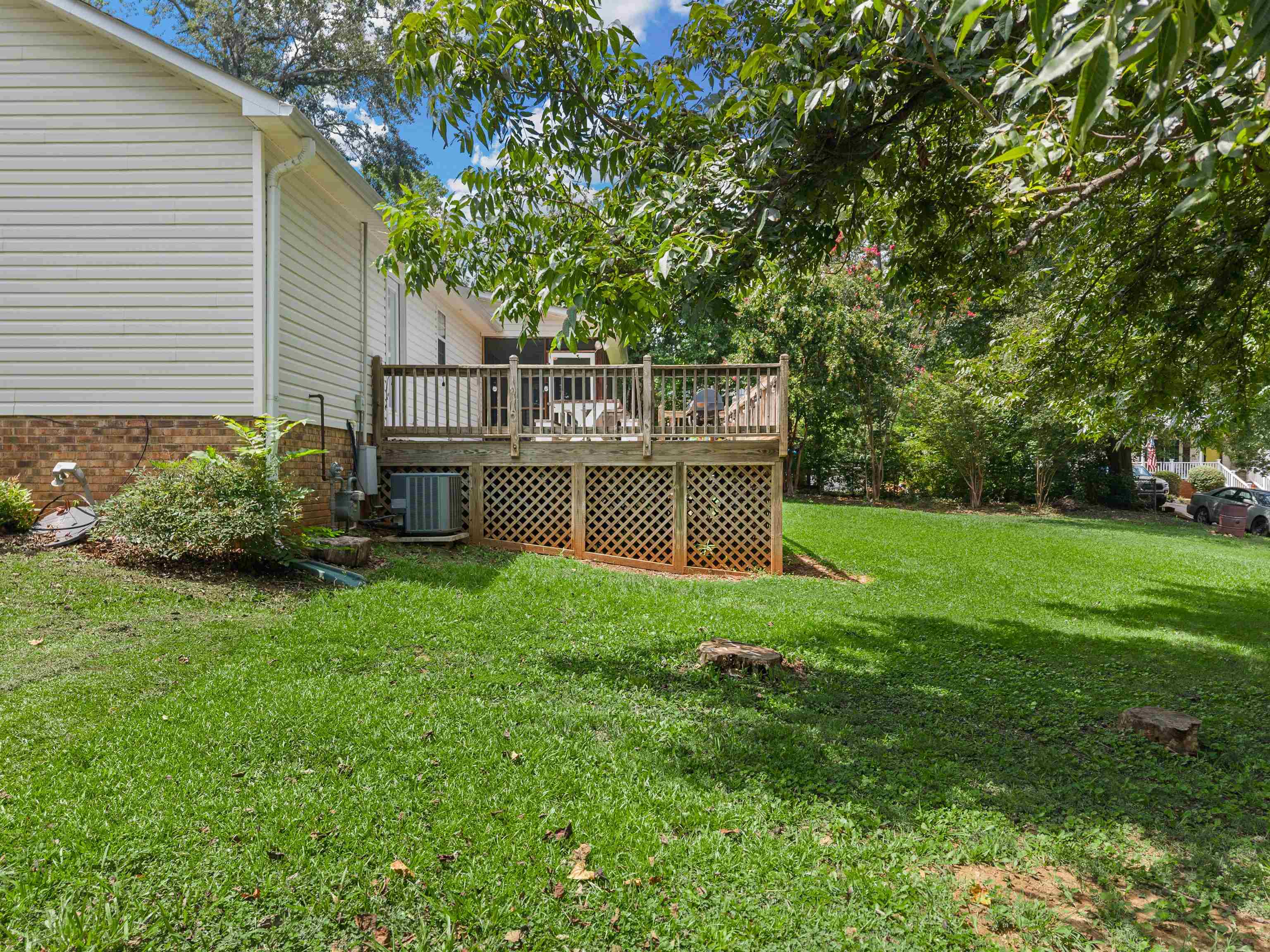 175 Poplar Creek Drive Property Photo 30