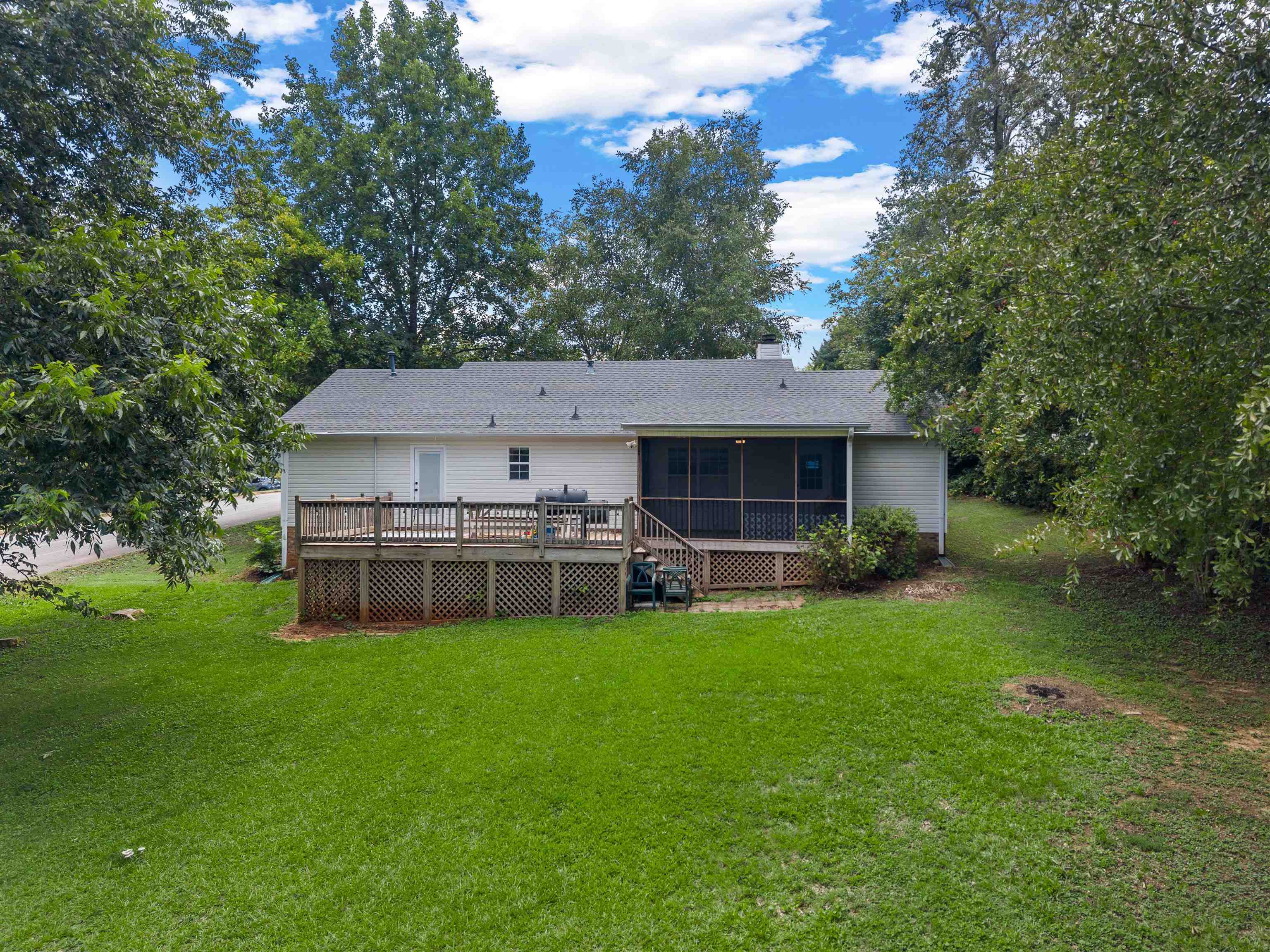 175 Poplar Creek Drive Property Photo 32