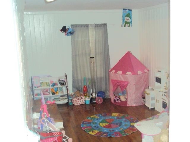 382 Forest Ave Avenue Property Photo 9