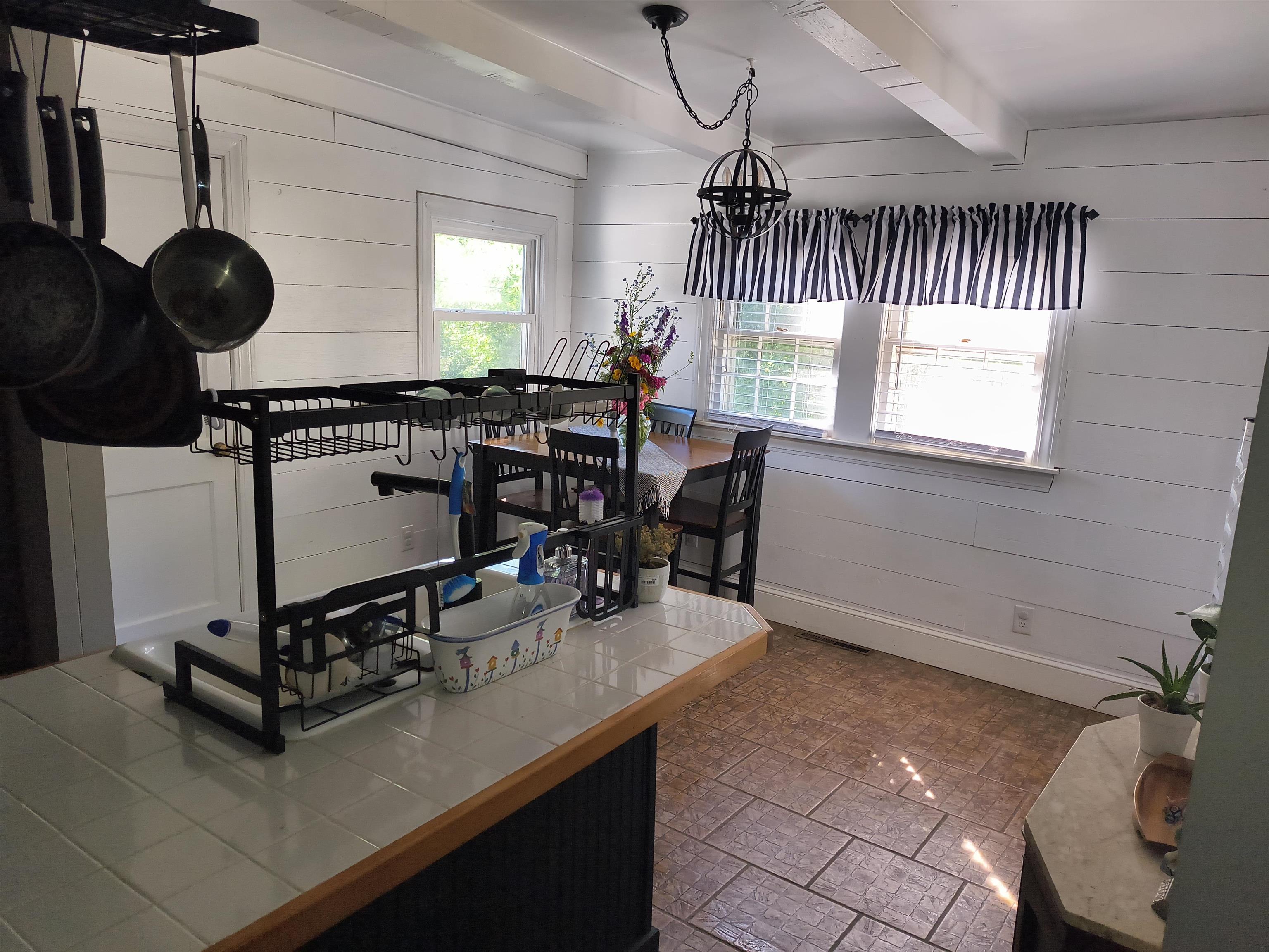382 Forest Ave Avenue Property Photo 12
