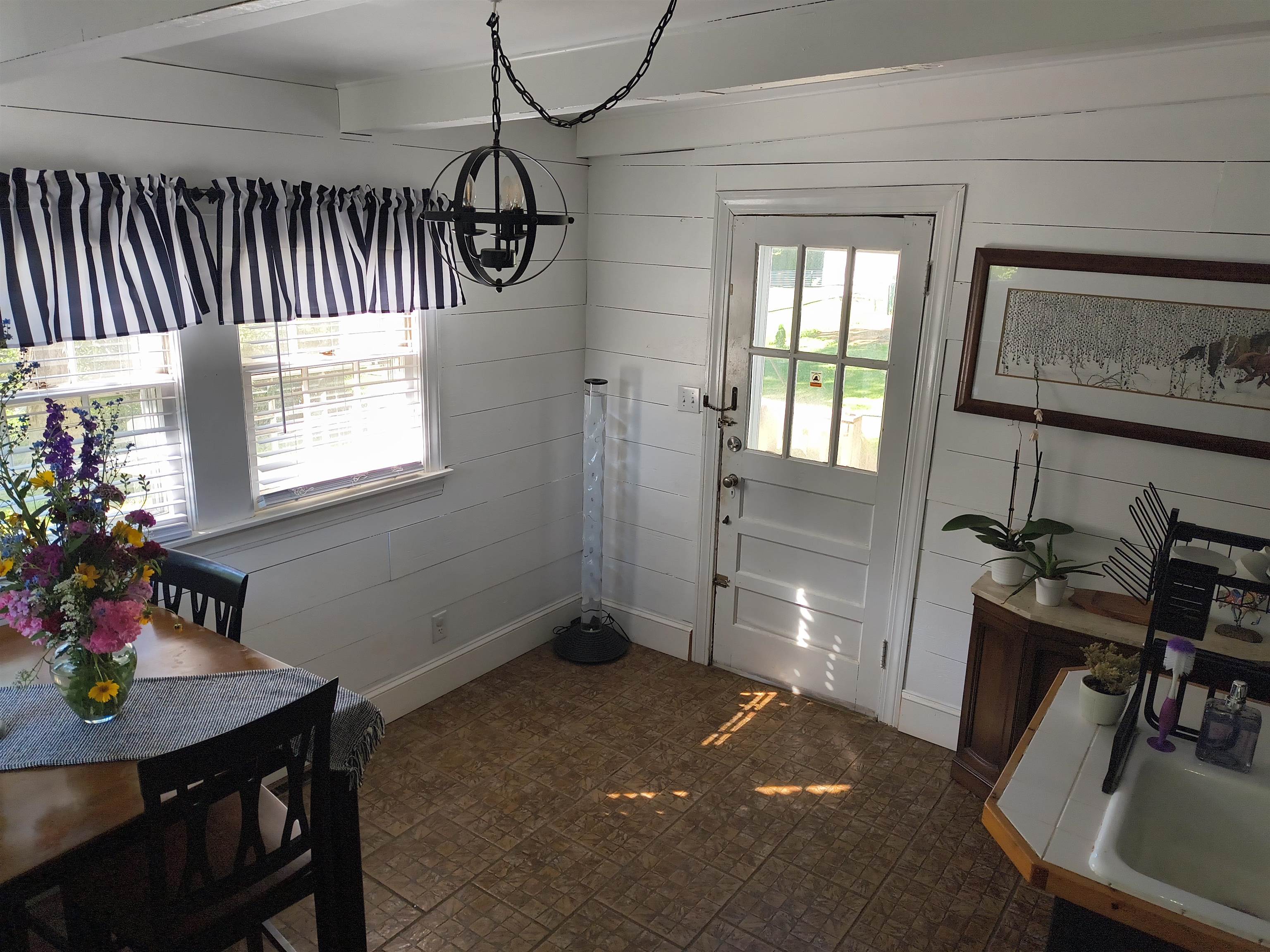 382 Forest Ave Avenue Property Photo 15