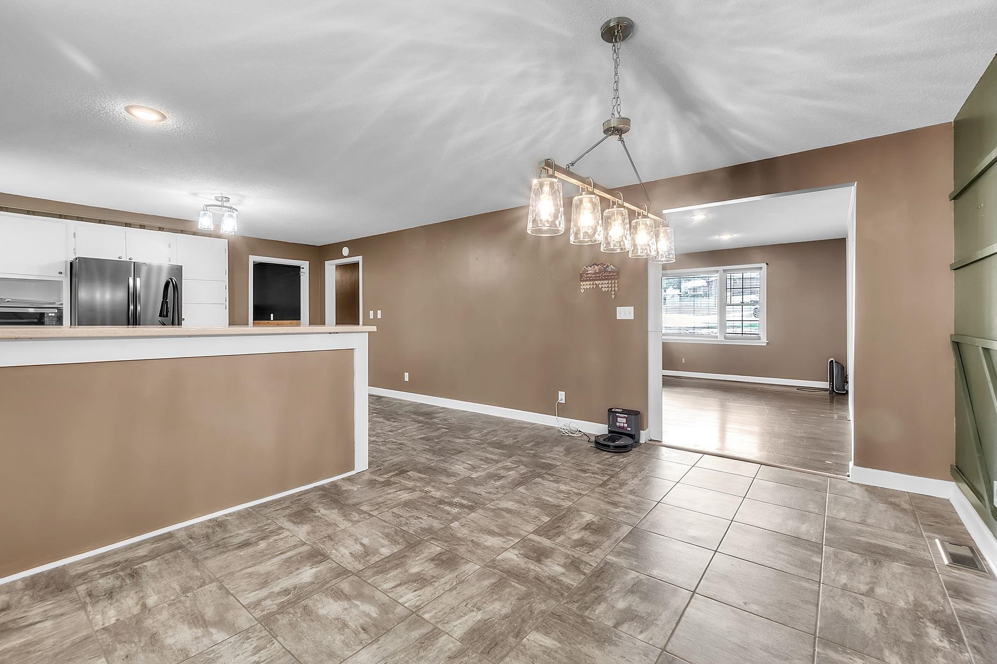 204 Collinwood Lane Property Photo 17