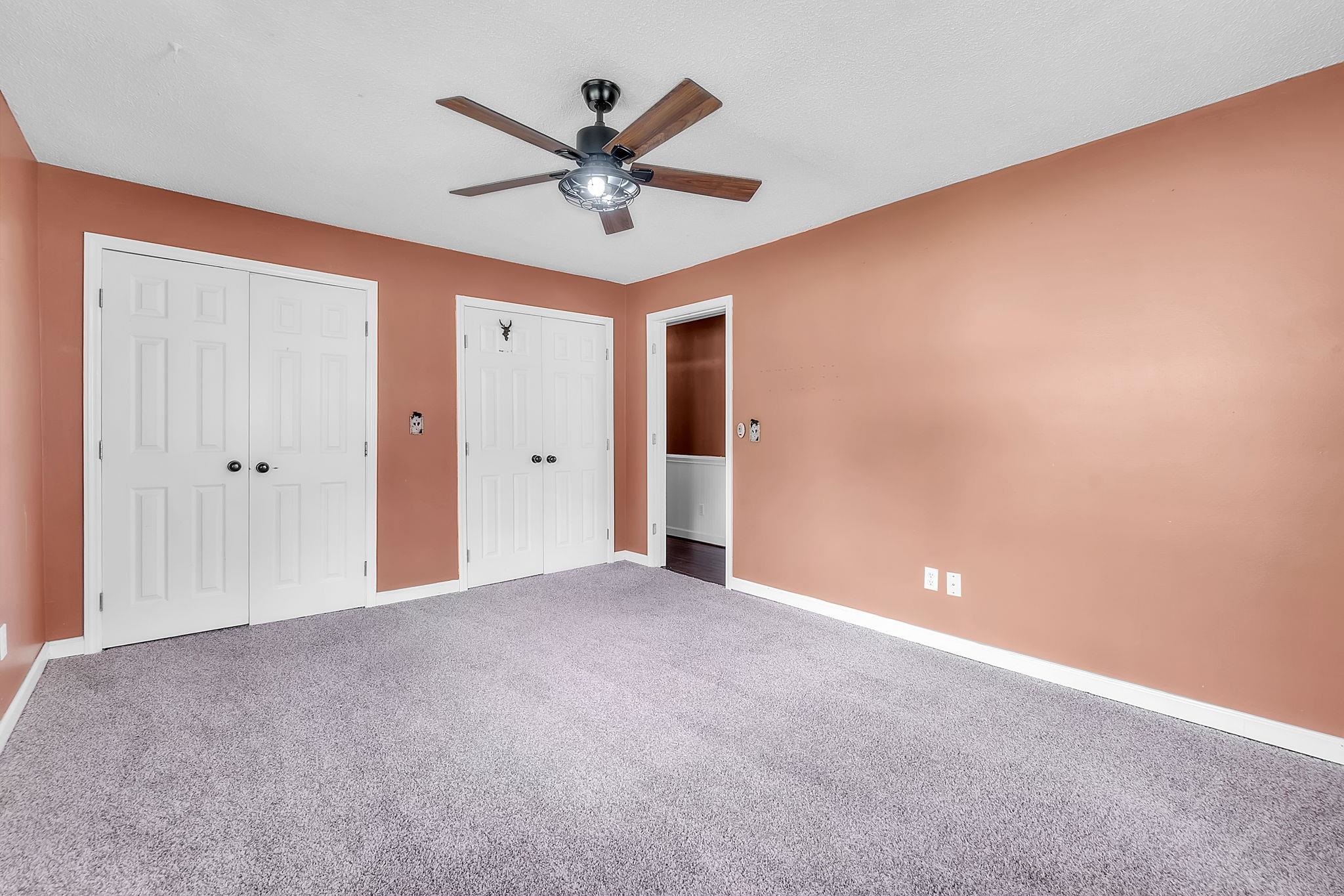 204 Collinwood Lane Property Photo 23