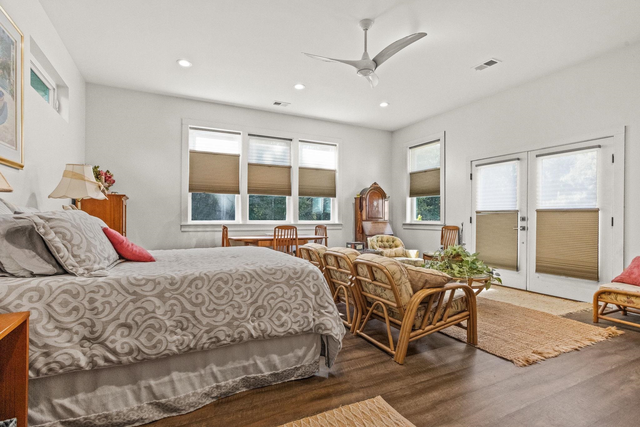 770 Dickson Road Property Photo 22