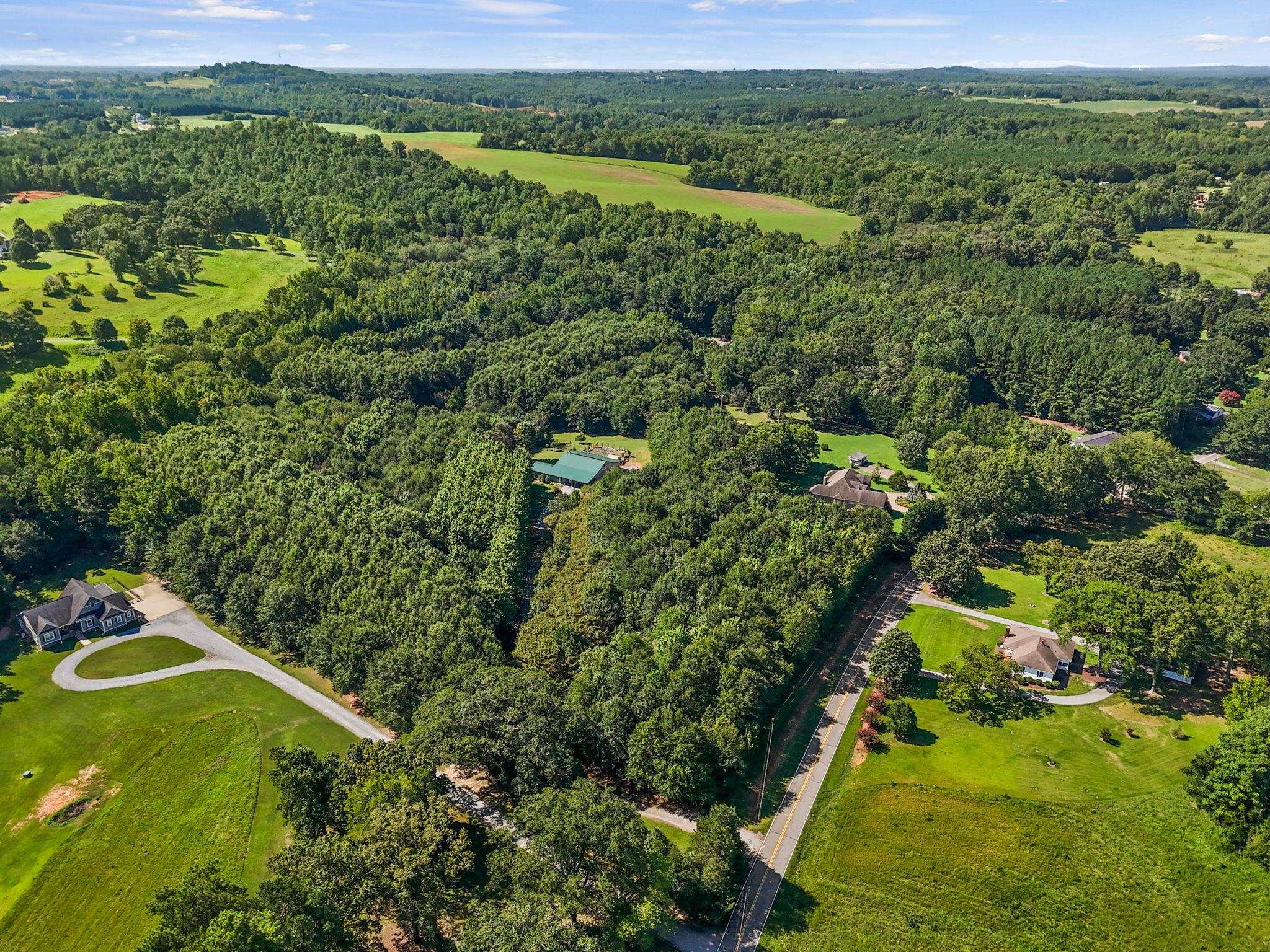 770 Dickson Road Property Photo 35