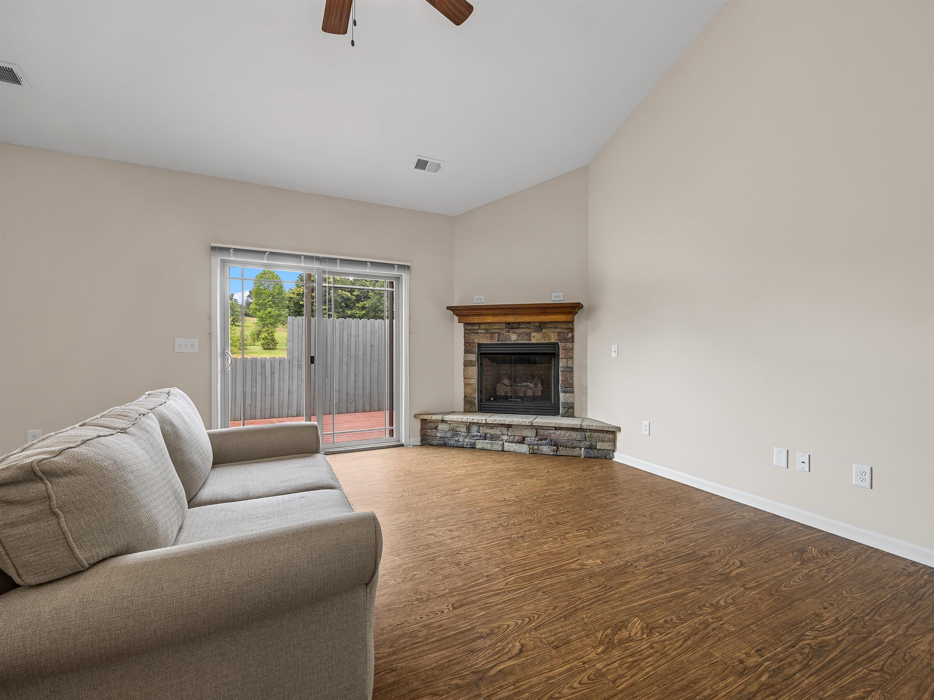 615 Mica Lane Property Photo 11