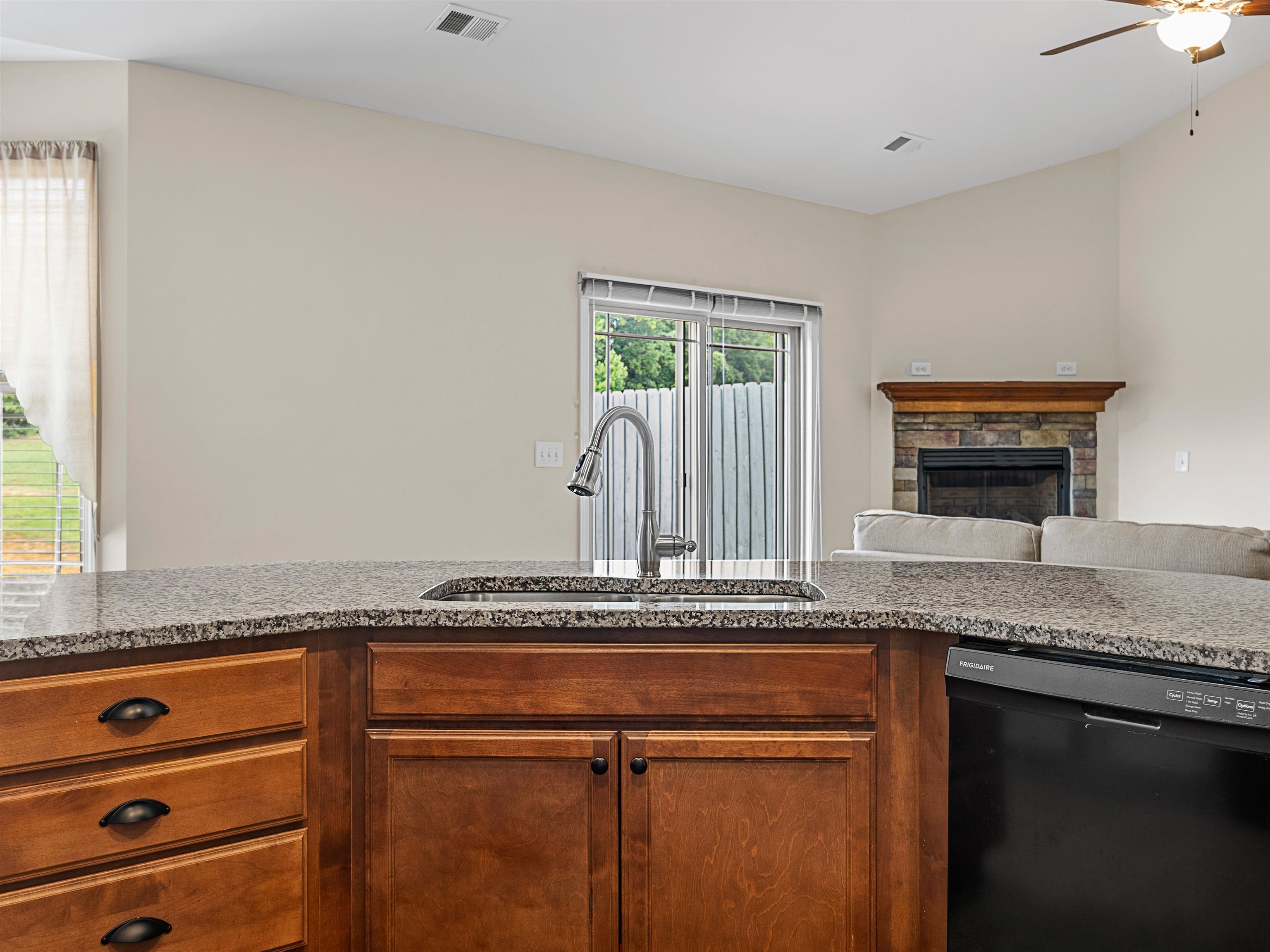 615 Mica Lane Property Photo 17