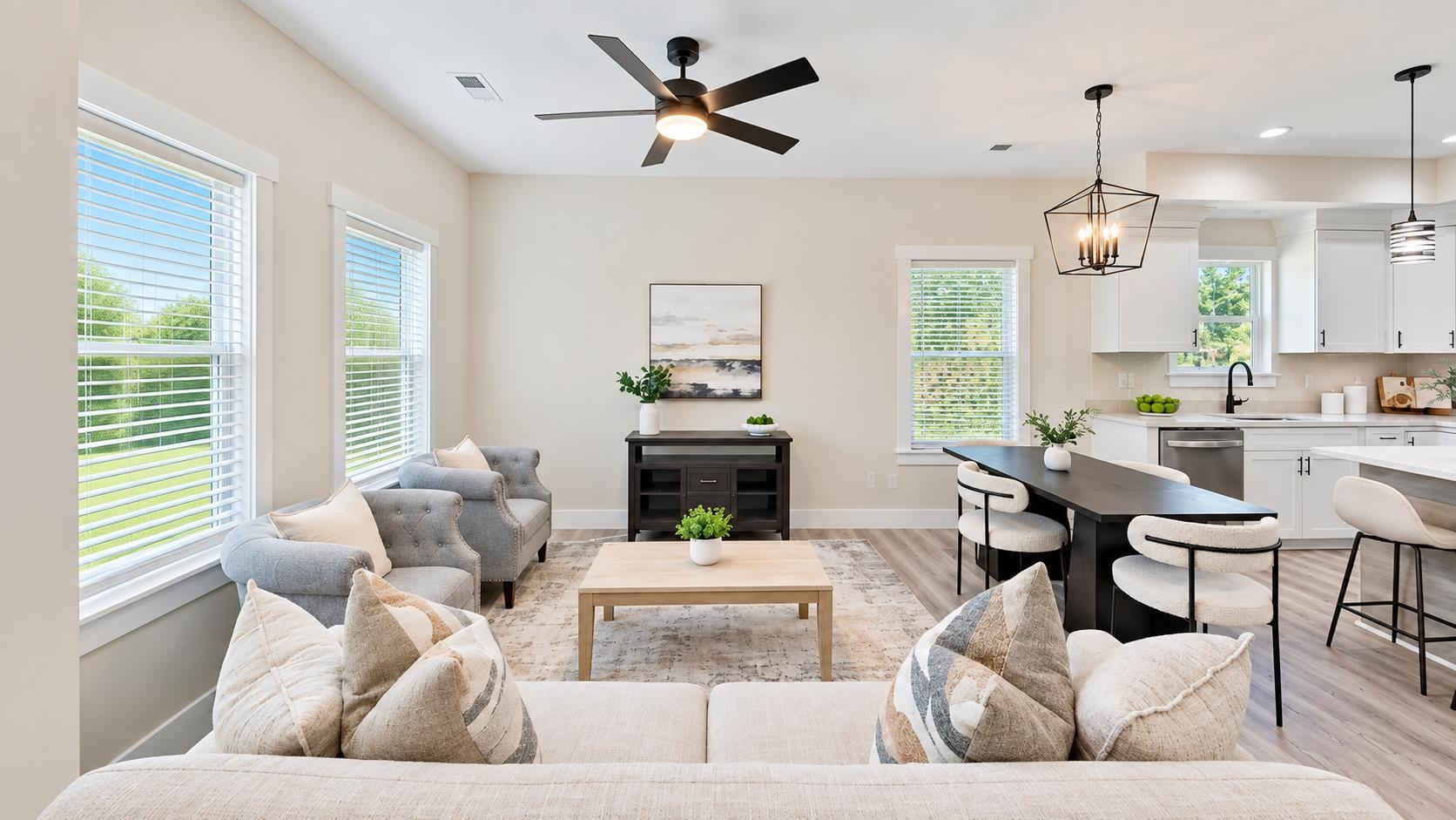 340969 Property Photo 5