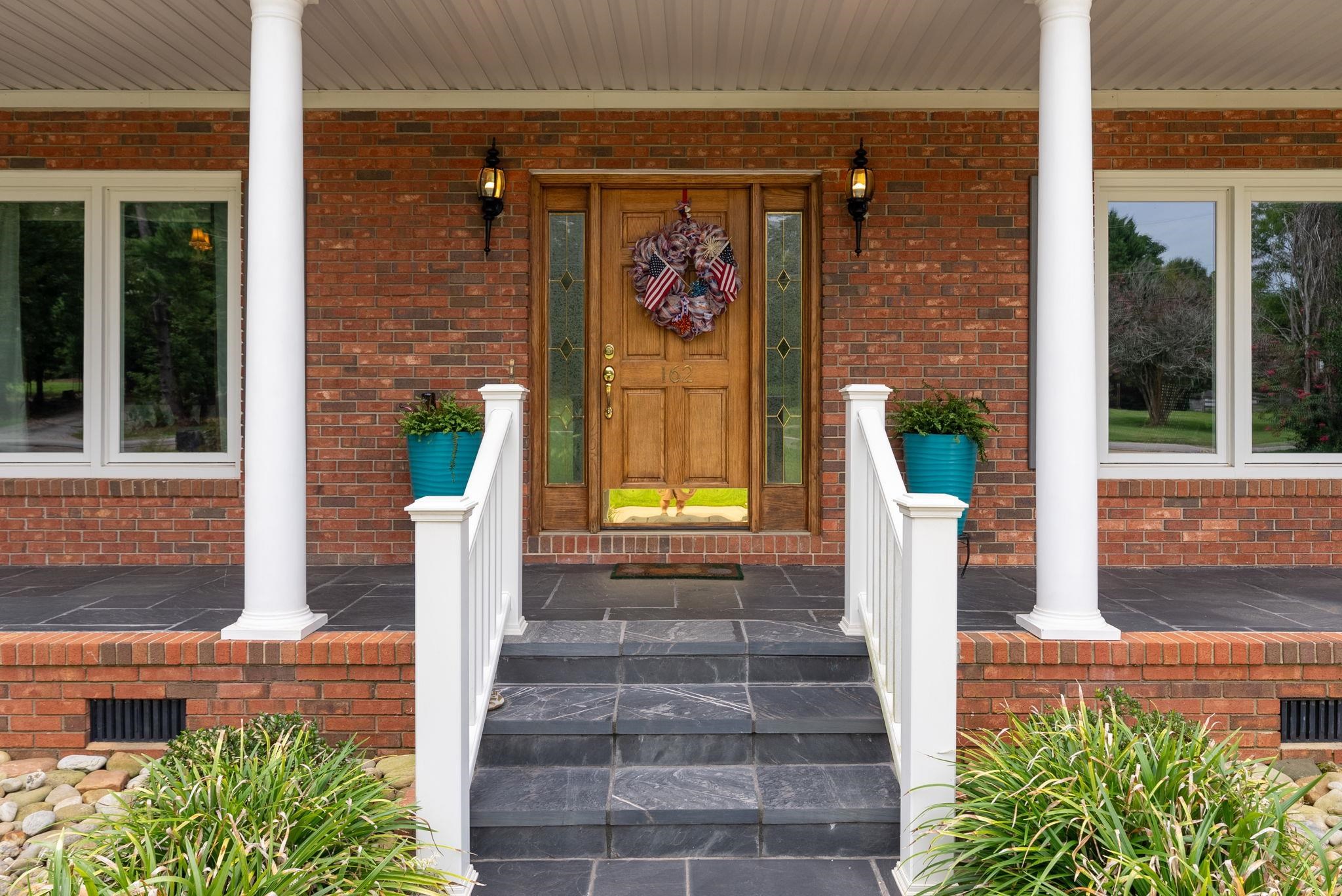 162 Sloans Grove Rd Property Photo 4