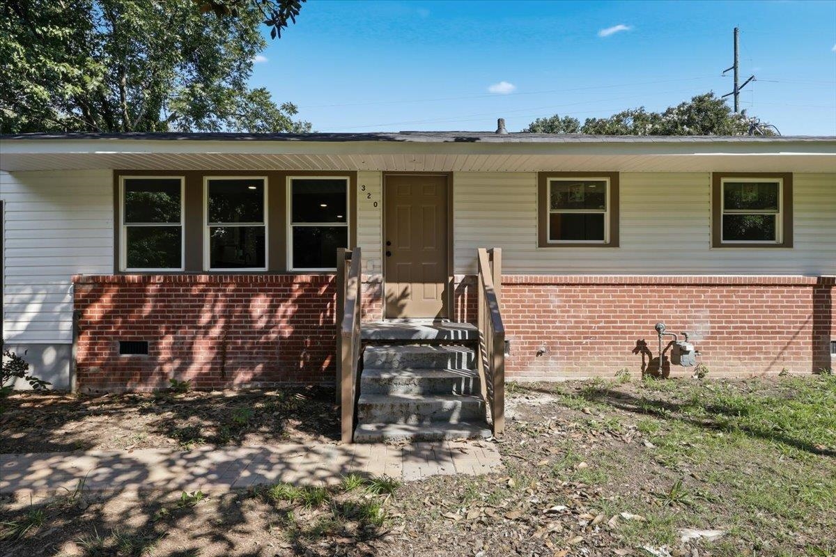 320 Langston Drive Property Photo 3