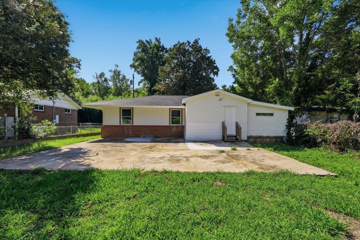320 Langston Drive Property Photo 27