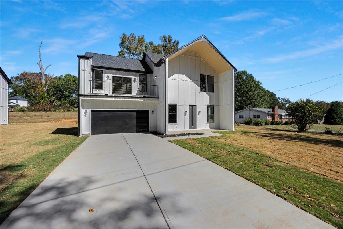 197 Eastbrook Drive Property Photo 11