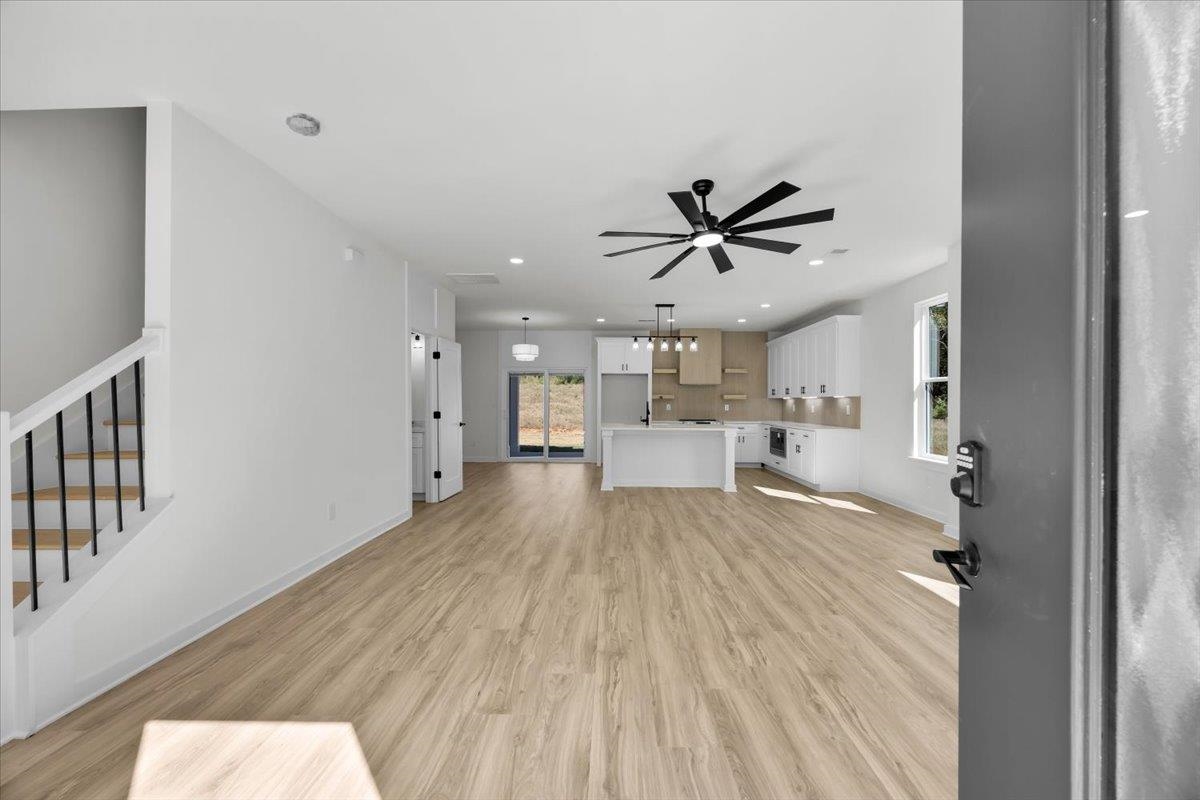 197 Eastbrook Drive Property Photo 14