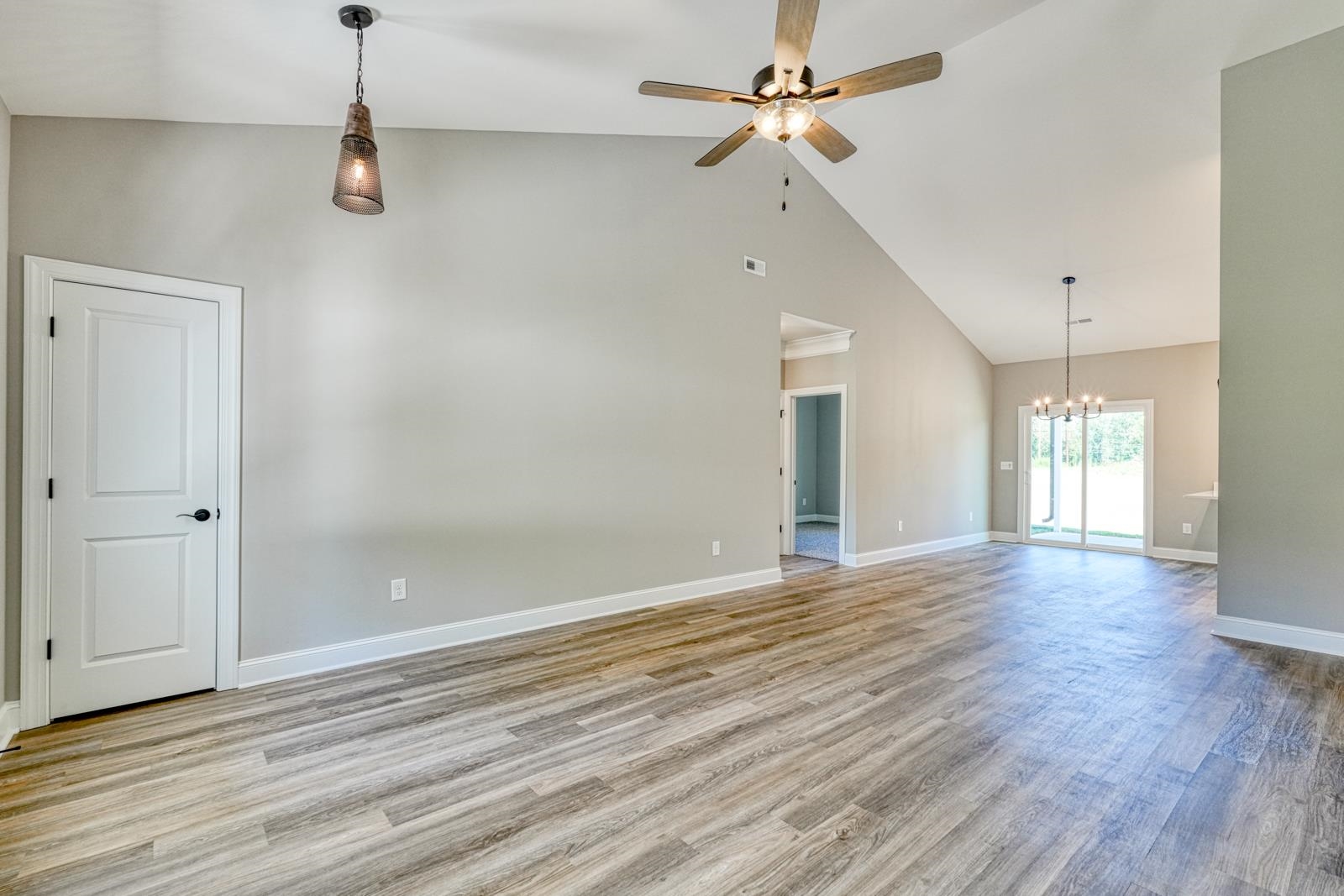 366 E Boundary Drive Property Photo 5