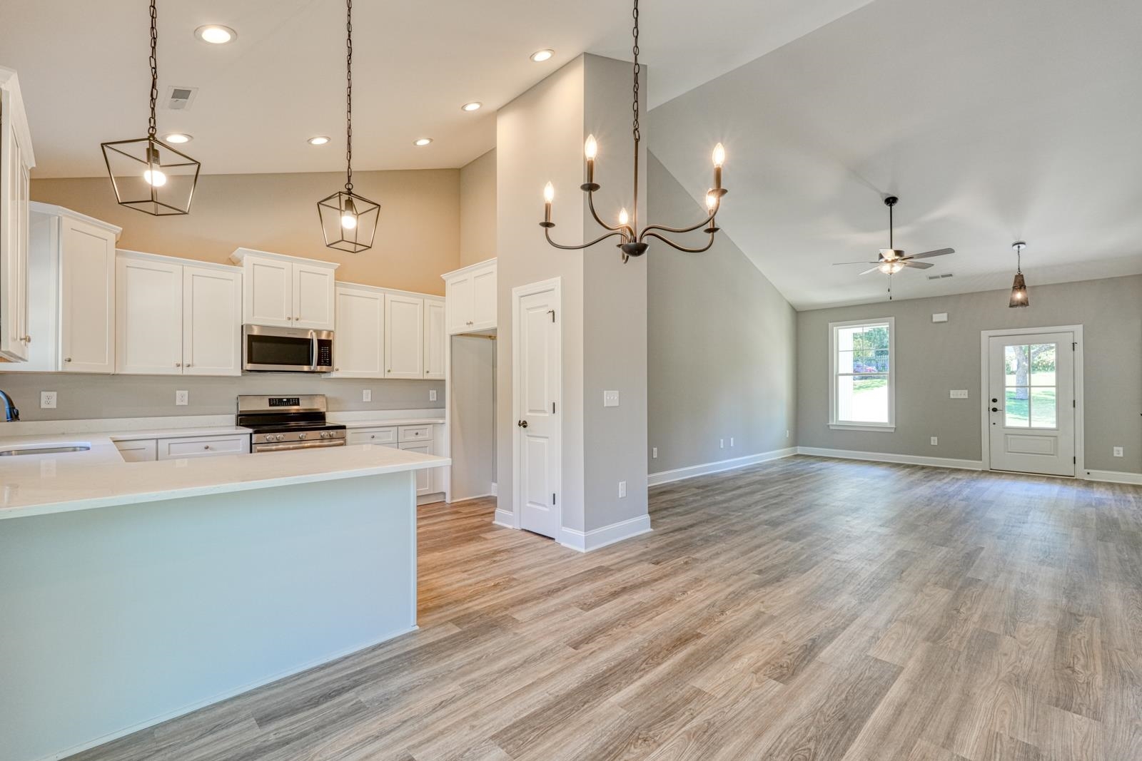 366 E Boundary Drive Property Photo 9