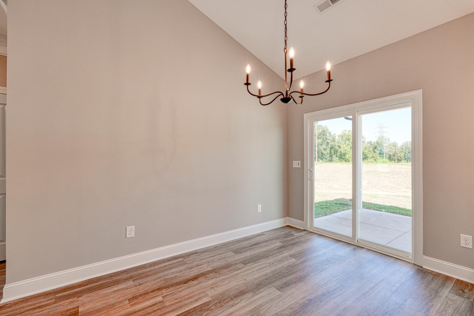 366 E Boundary Drive Property Photo 11