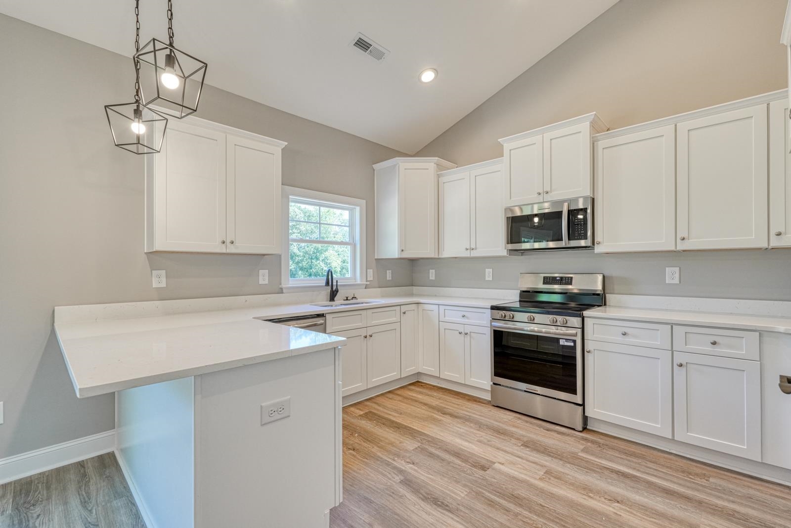 366 E Boundary Drive Property Photo 12