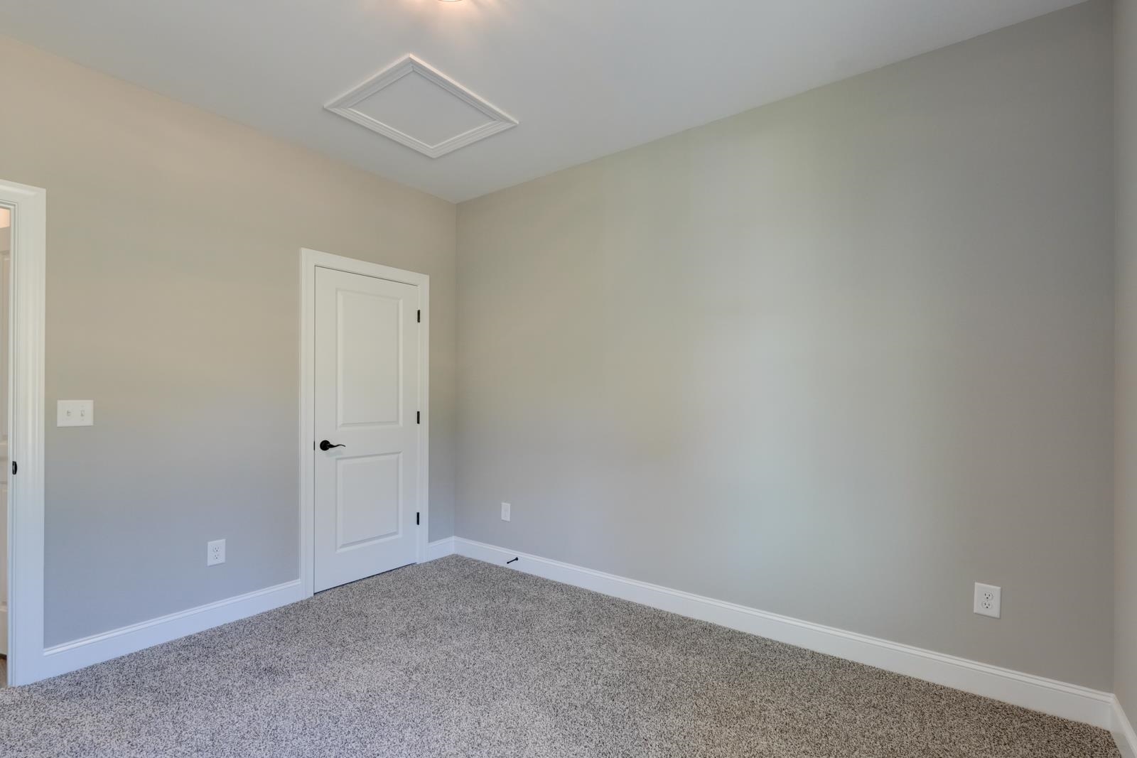 366 E Boundary Drive Property Photo 26