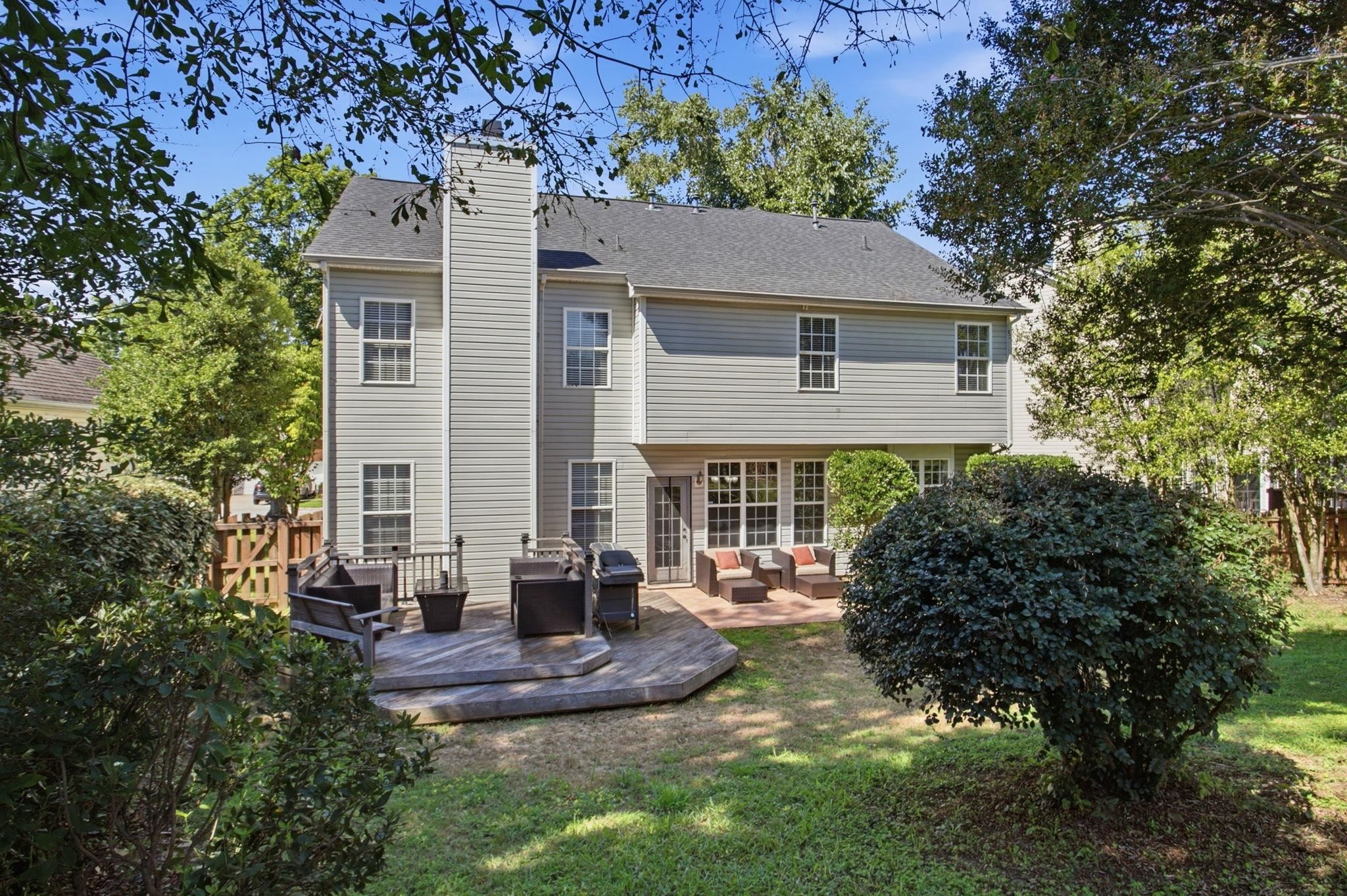 11 Shadowrock Court Property Photo 3