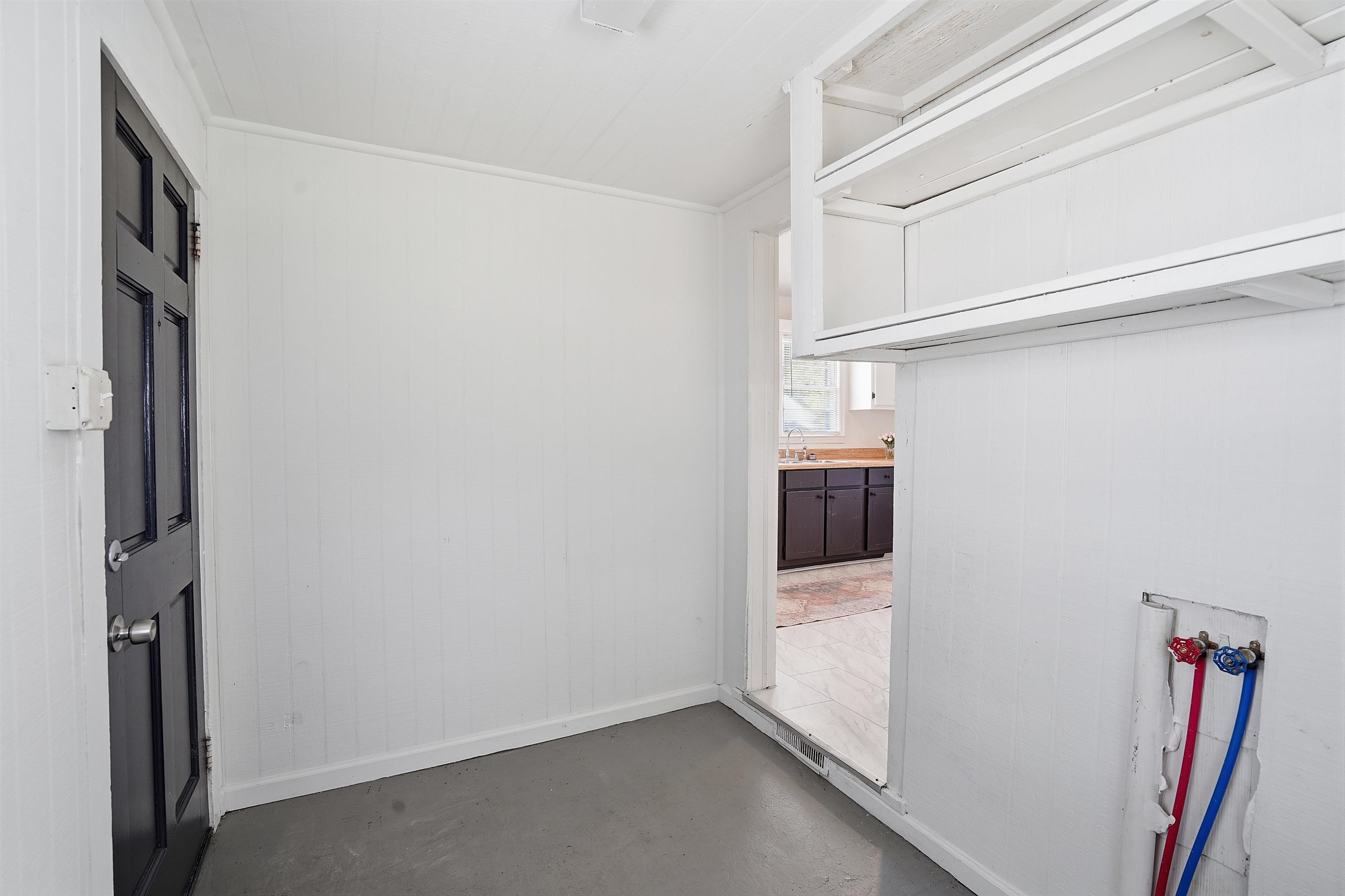 105 Tyler Court Property Photo 10
