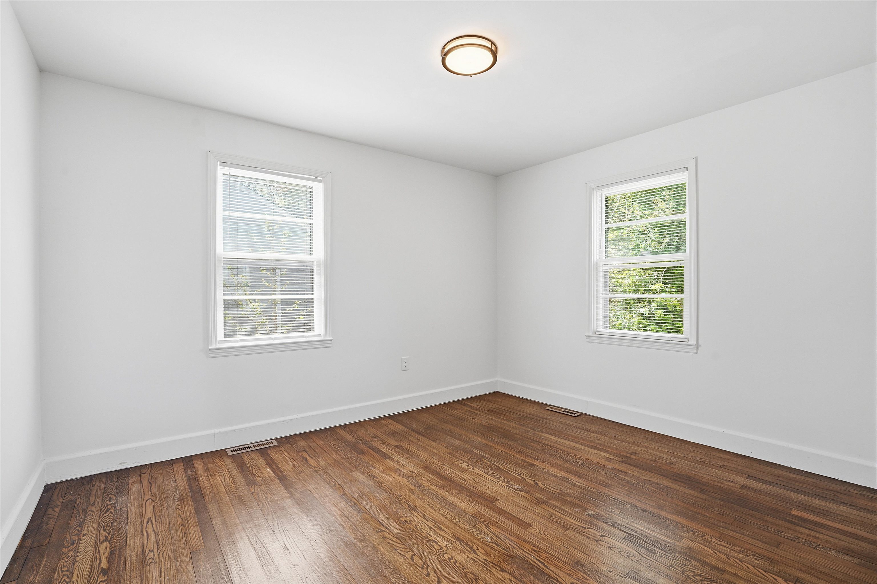 105 Tyler Court Property Photo 12