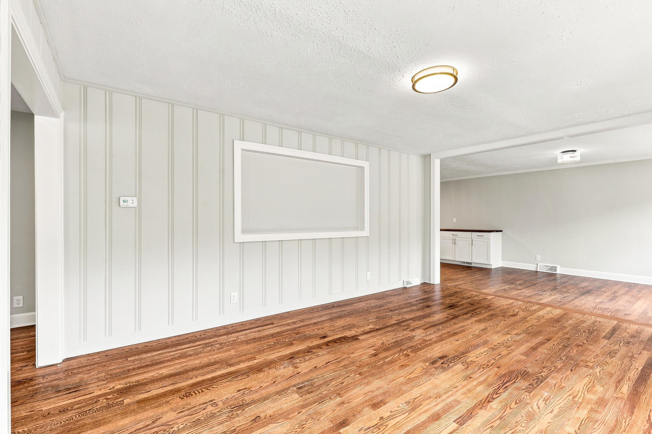 215 Elaine Avenue Property Photo 6